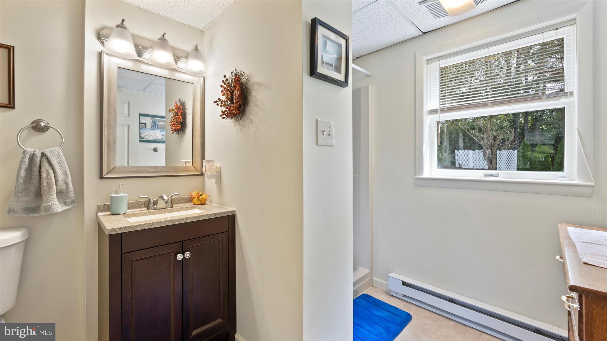 ROCKY SPRING ACRES - Residential