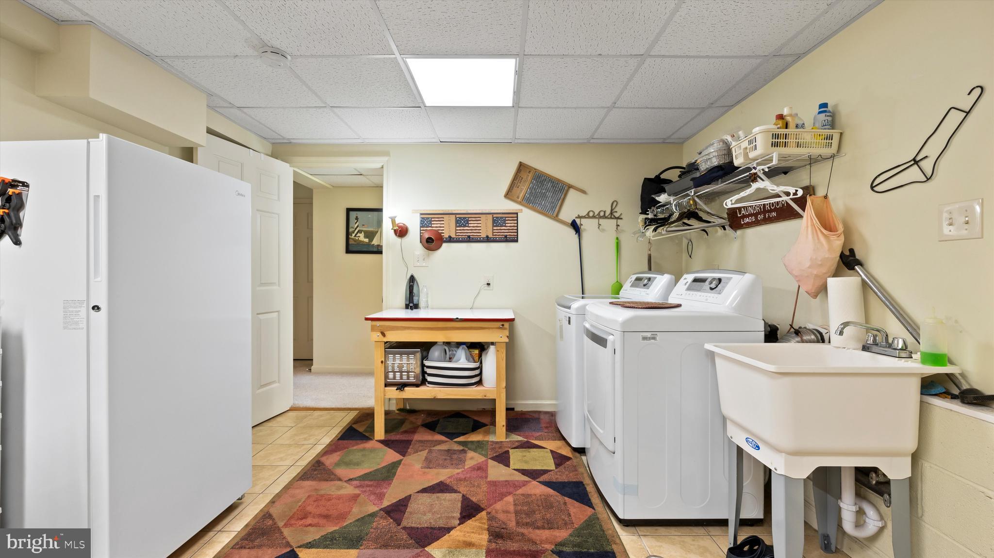 ROCKY SPRING ACRES - Residential