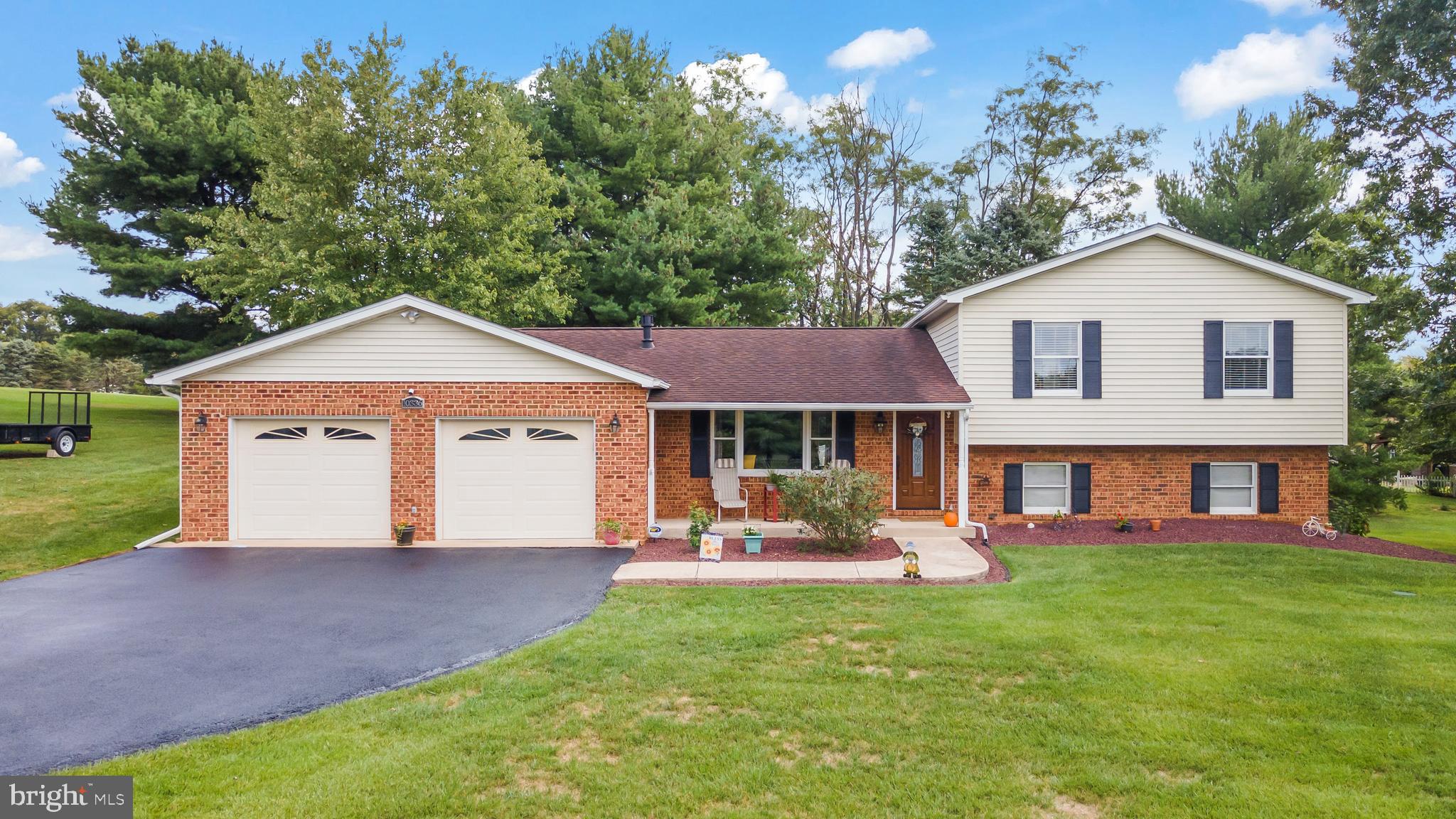 ROCKY SPRING ACRES - Residential