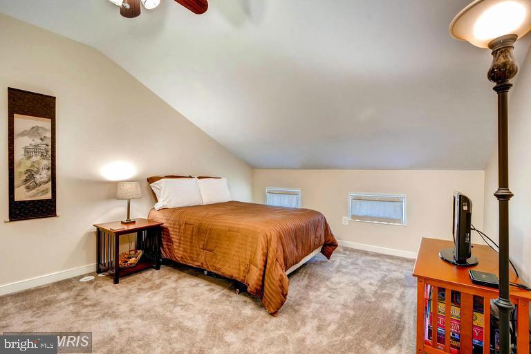 FELLS POINT HISTORIC DISTRICT - Residential Lease