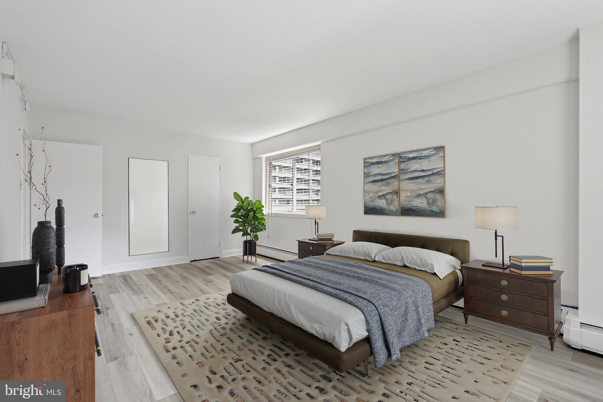 RITTENHOUSE SQUARE - Residential