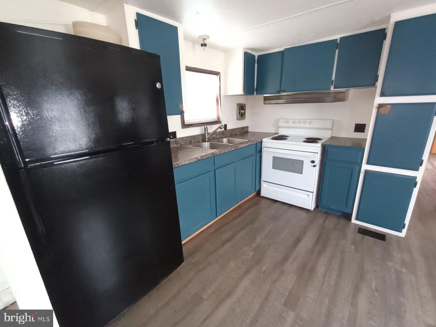 Nice 3 bed/2 bath mobile home at the end of the lane. Includes deck and level yard. Washer and Dryer included.