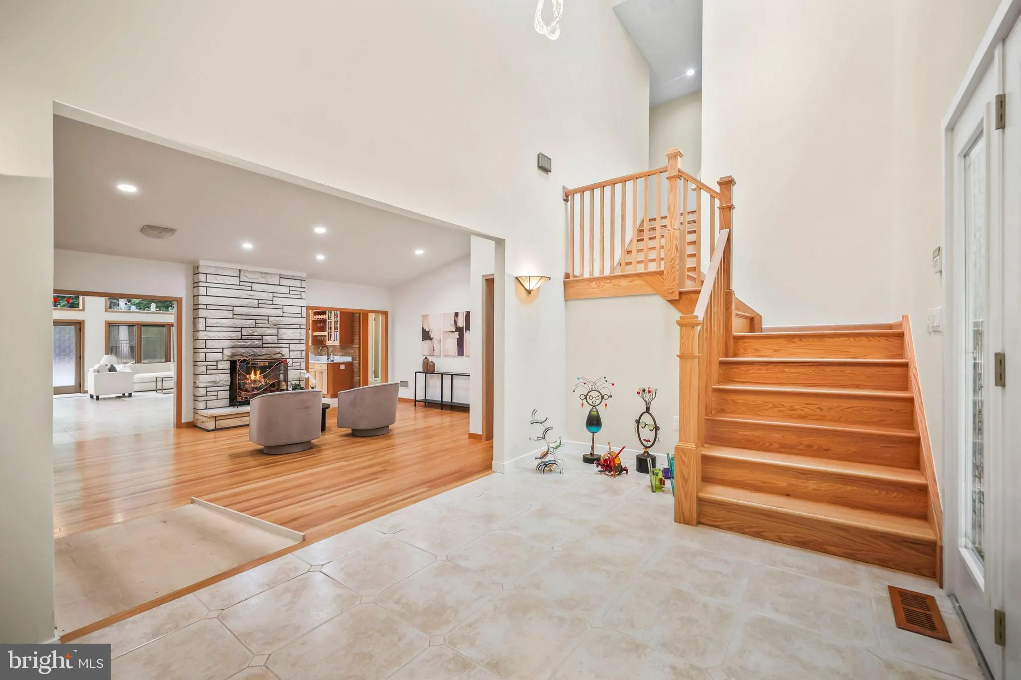 Edison, New Jersey 08820, United States, 6 Bedrooms Bedrooms, ,5 BathroomsBathrooms,Residential,Active,199081