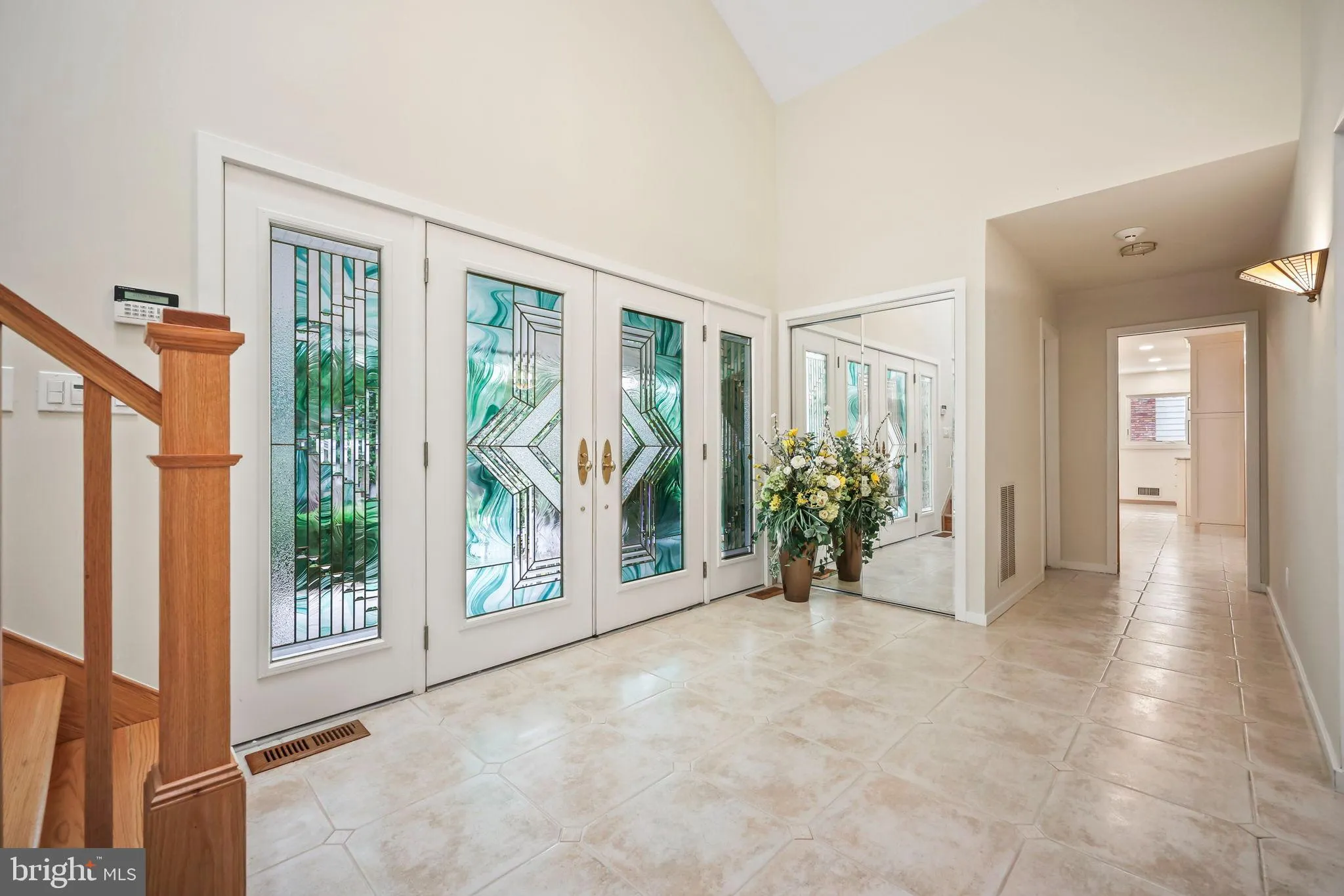 Edison, New Jersey 08820, United States, 6 Bedrooms Bedrooms, ,5 BathroomsBathrooms,Residential,Active,199081