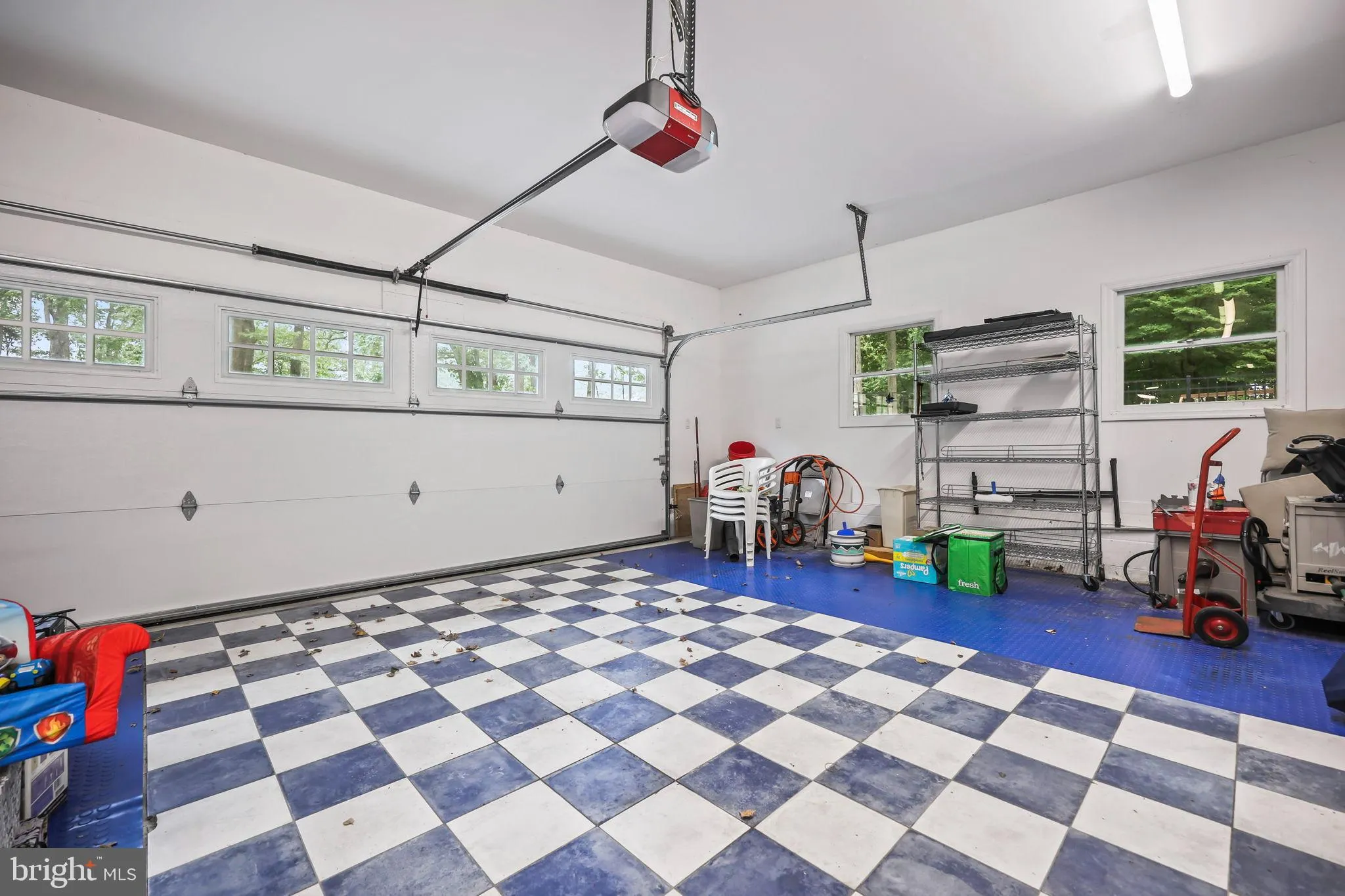 Edison, New Jersey 08820, United States, 6 Bedrooms Bedrooms, ,5 BathroomsBathrooms,Residential,Active,199081