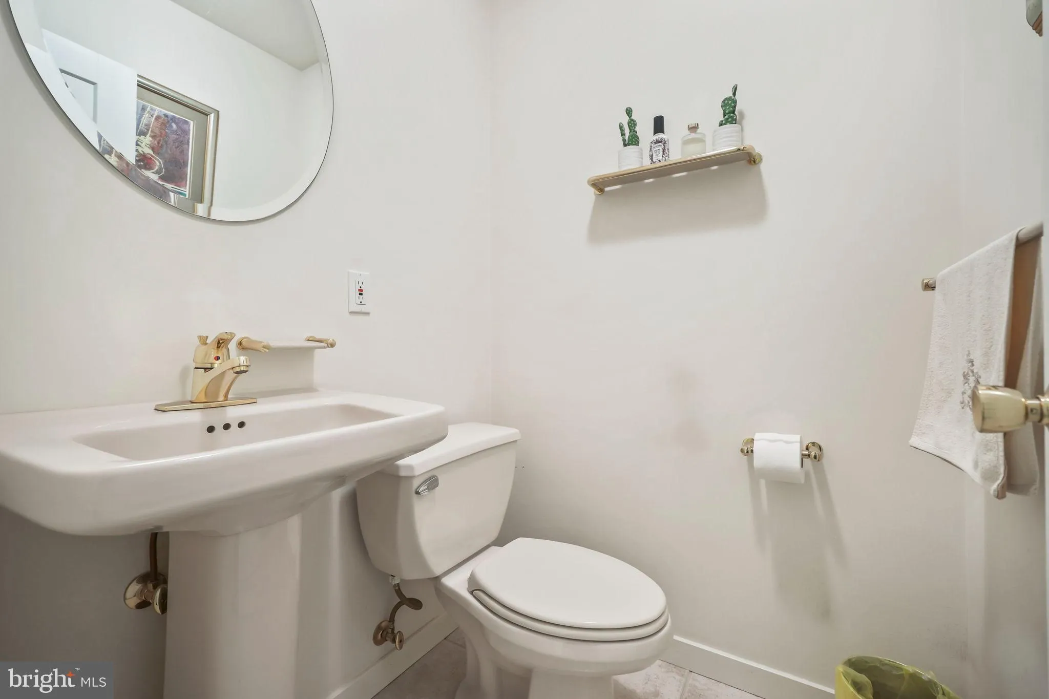 Edison, New Jersey 08820, United States, 6 Bedrooms Bedrooms, ,5 BathroomsBathrooms,Residential,Active,199081