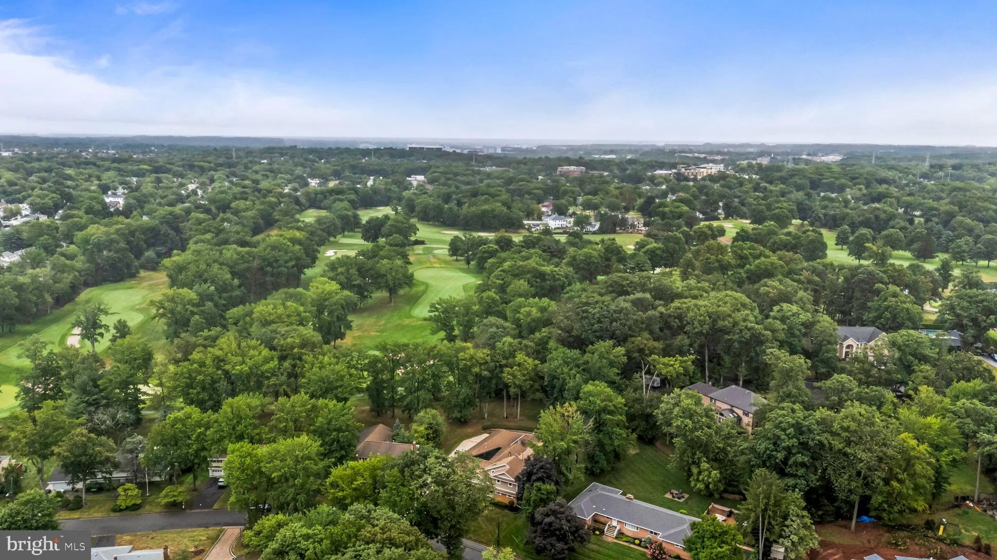 Edison, New Jersey 08820, United States, 6 Bedrooms Bedrooms, ,5 BathroomsBathrooms,Residential,Active,199081