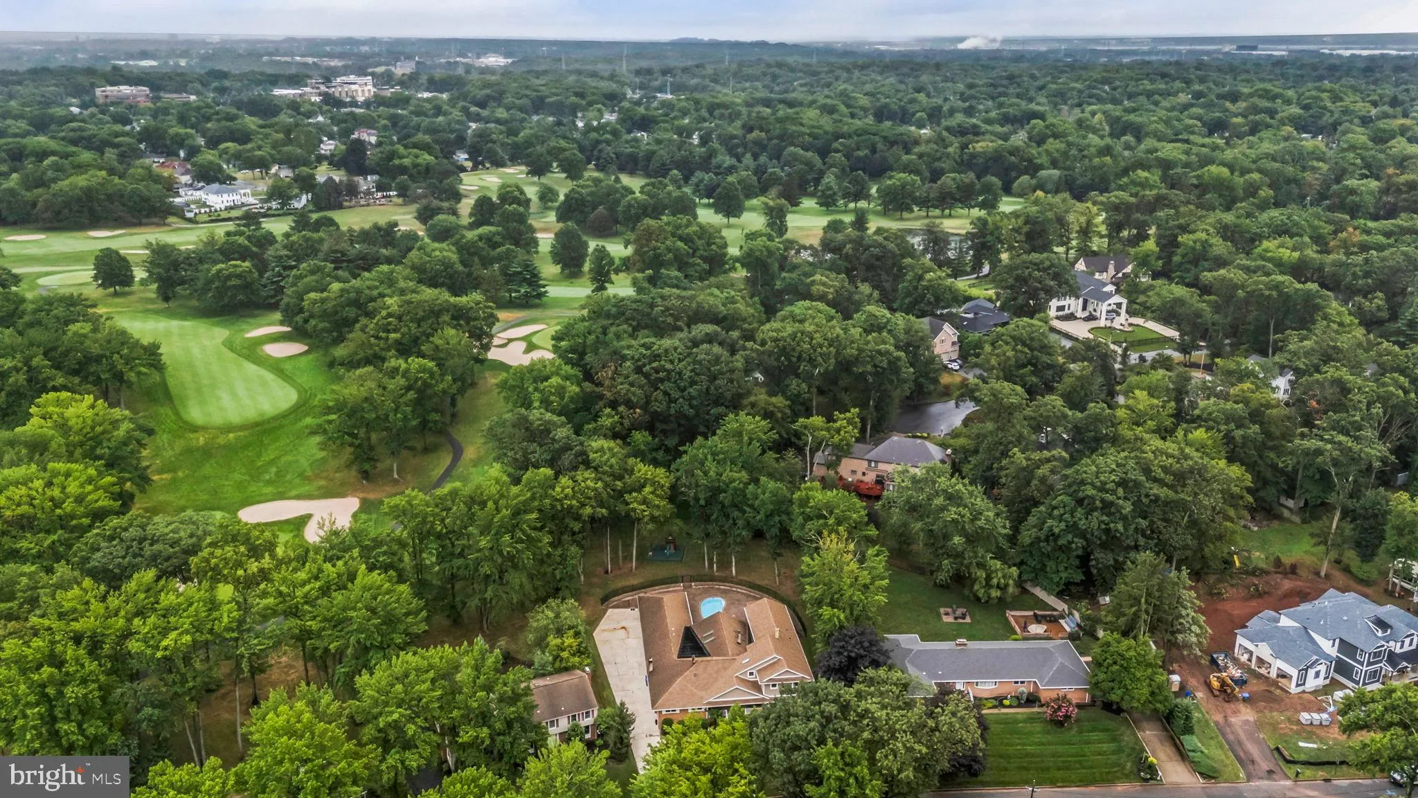 Edison, New Jersey 08820, United States, 6 Bedrooms Bedrooms, ,5 BathroomsBathrooms,Residential,Active,199081