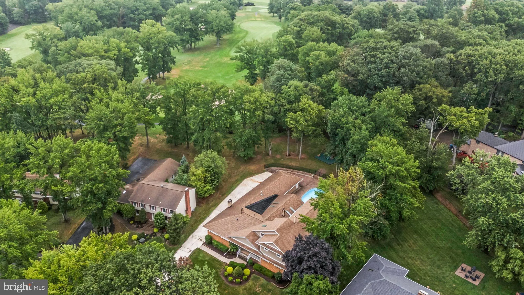 Edison, New Jersey 08820, United States, 6 Bedrooms Bedrooms, ,5 BathroomsBathrooms,Residential,Active,199081