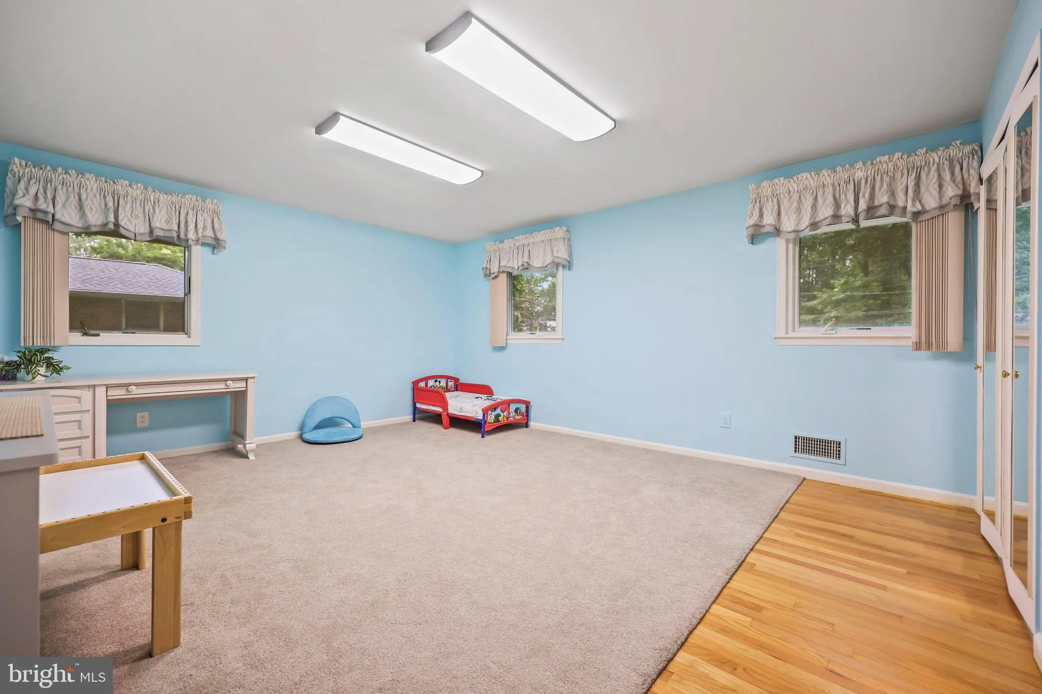 Edison, New Jersey 08820, United States, 6 Bedrooms Bedrooms, ,5 BathroomsBathrooms,Residential,Active,199081