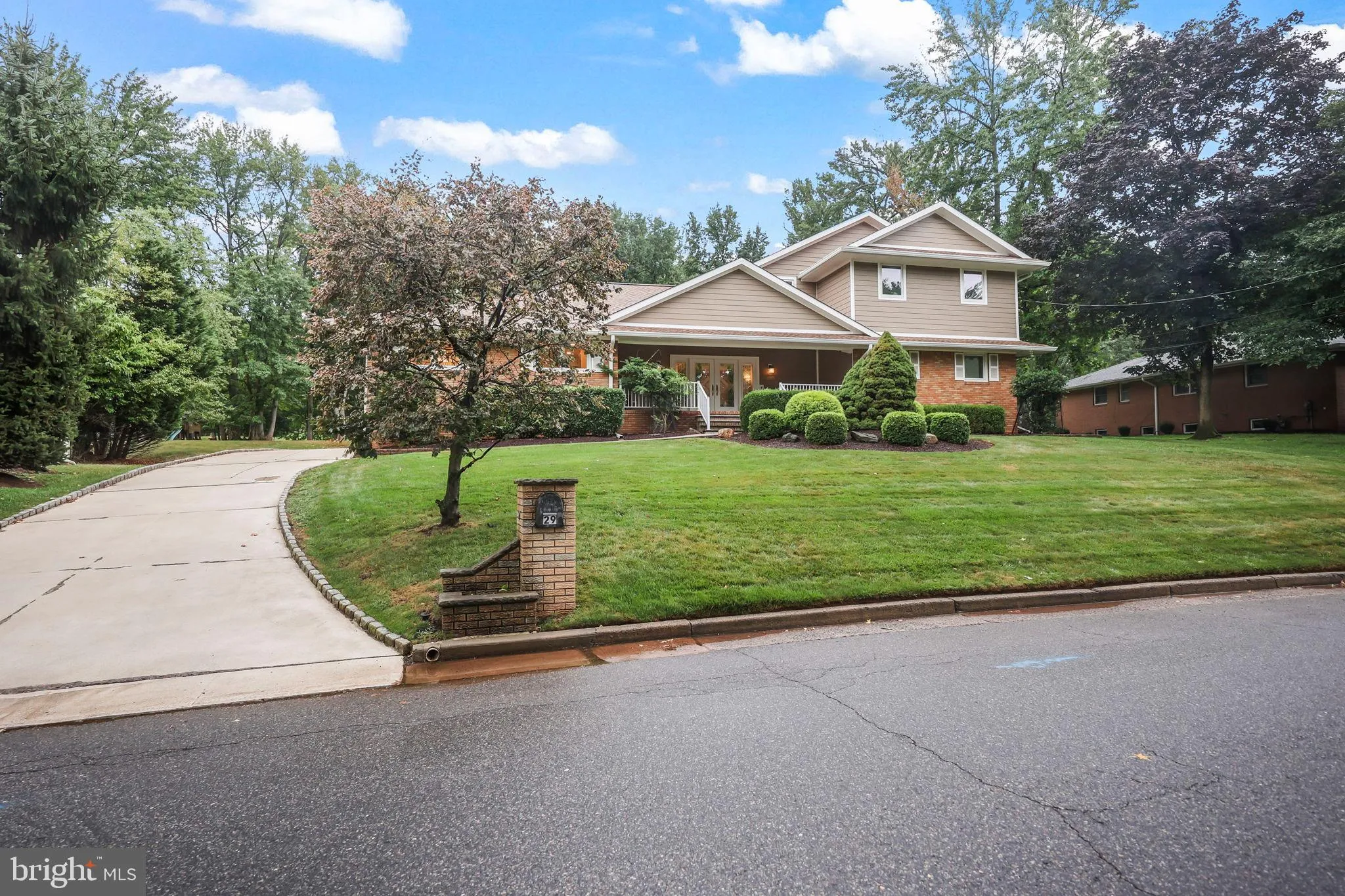 Edison, New Jersey 08820, United States, 6 Bedrooms Bedrooms, ,5 BathroomsBathrooms,Residential,Active,199081