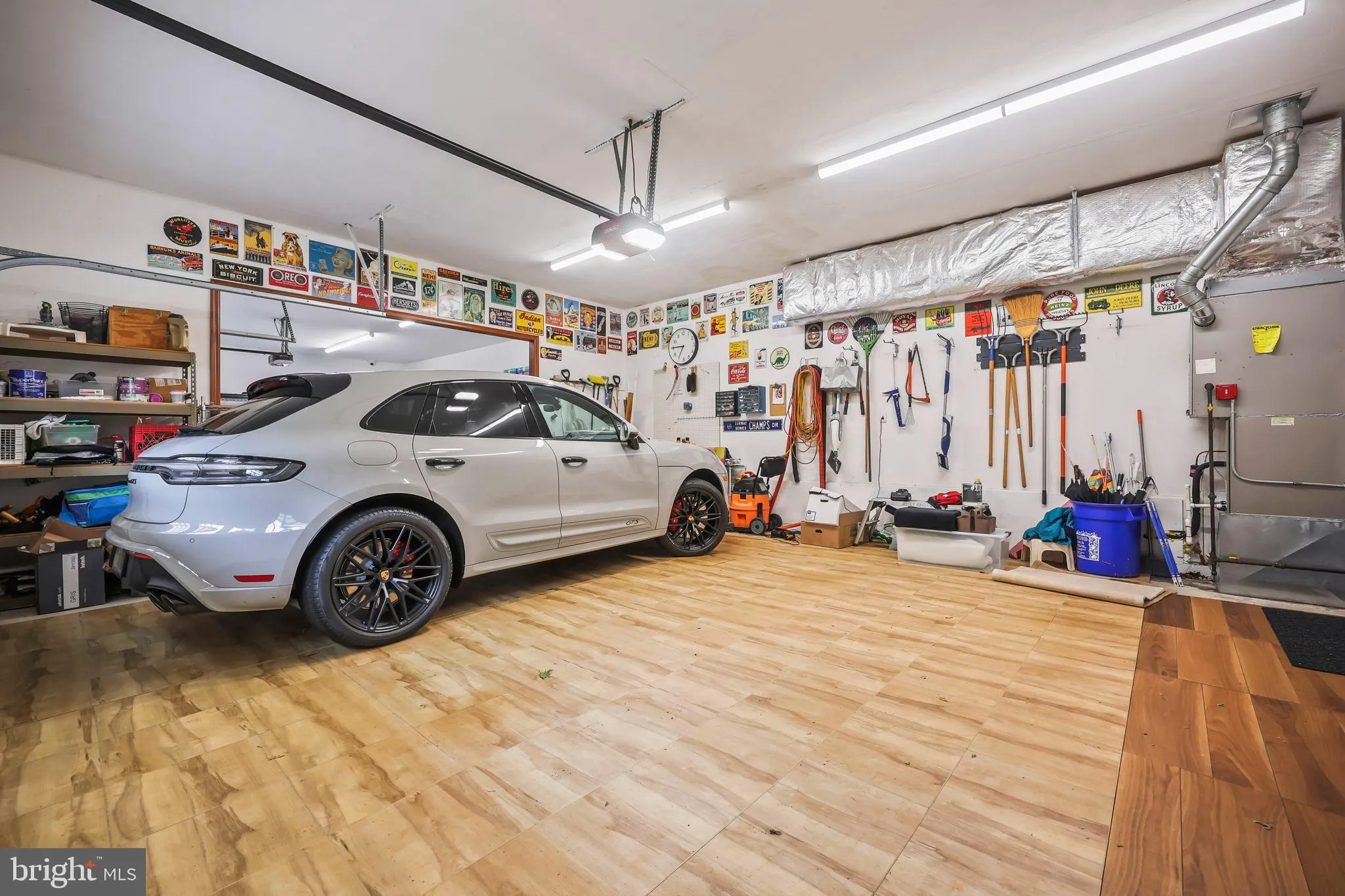 Edison, New Jersey 08820, United States, 6 Bedrooms Bedrooms, ,5 BathroomsBathrooms,Residential,Active,199081