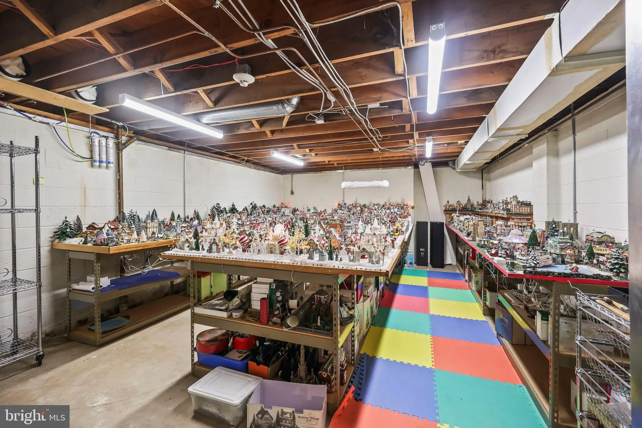 Edison, New Jersey 08820, United States, 6 Bedrooms Bedrooms, ,5 BathroomsBathrooms,Residential,Active,199081