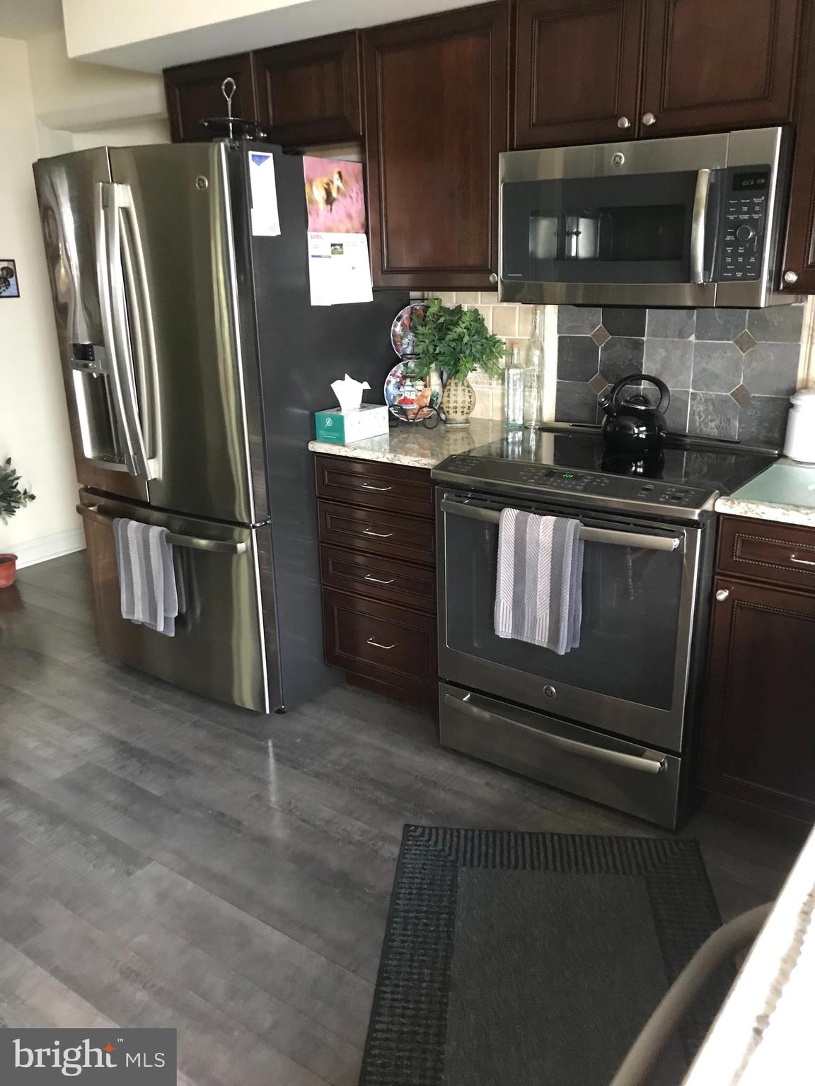 RIDLEY PARK - Residential