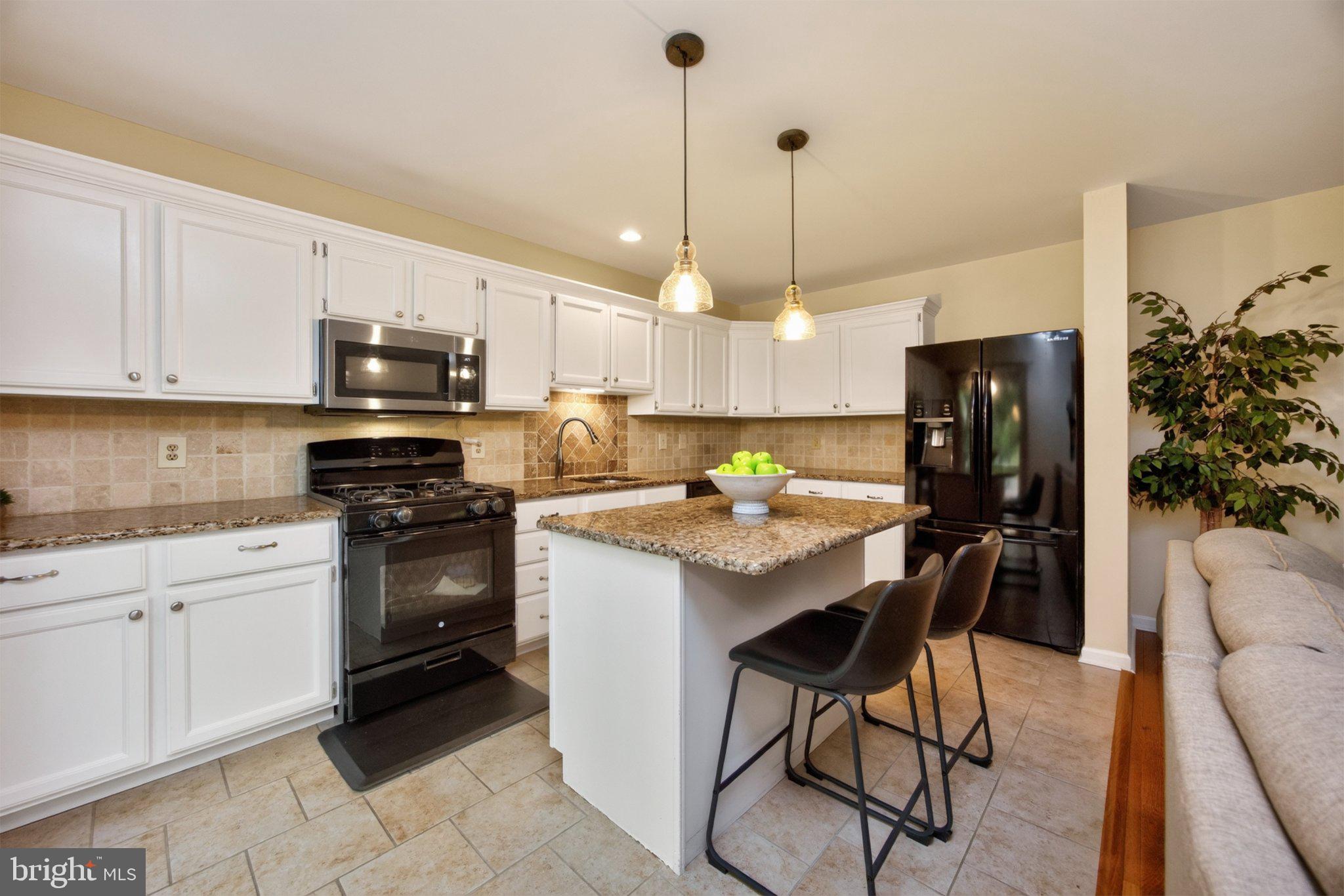 1405 ASPEN COURT