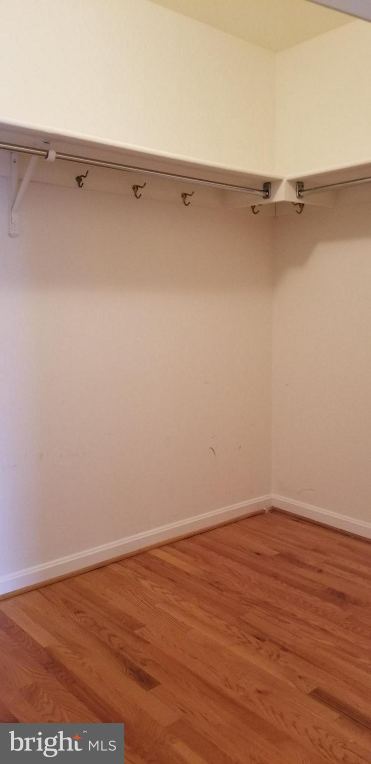 LEEWOOD - Residential Lease