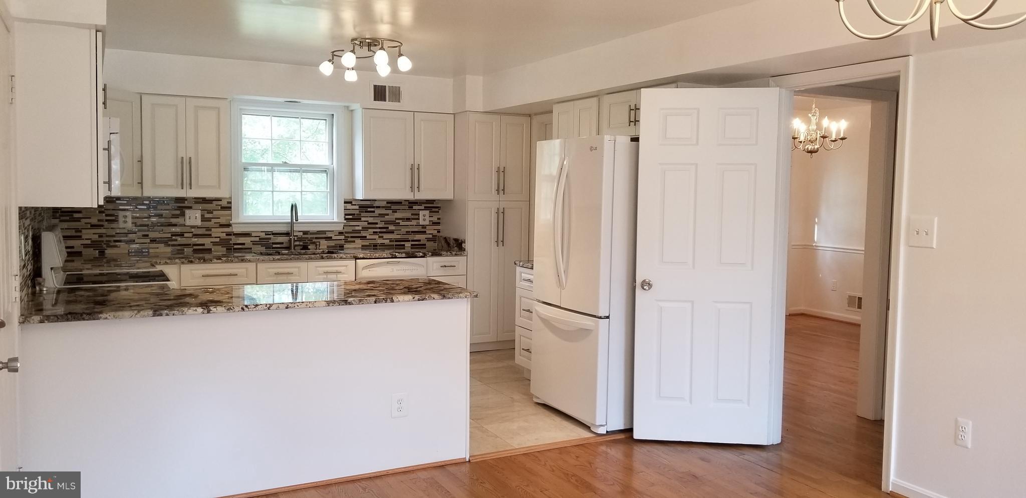 LEEWOOD - Residential Lease