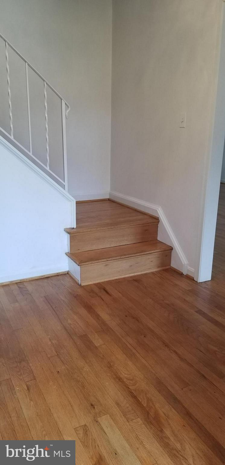 LEEWOOD - Residential Lease