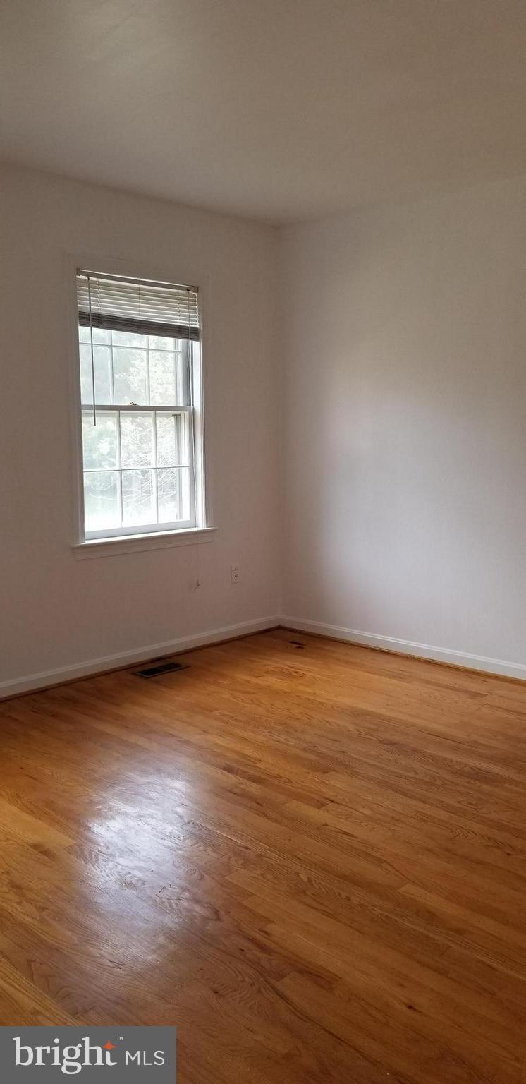 LEEWOOD - Residential Lease