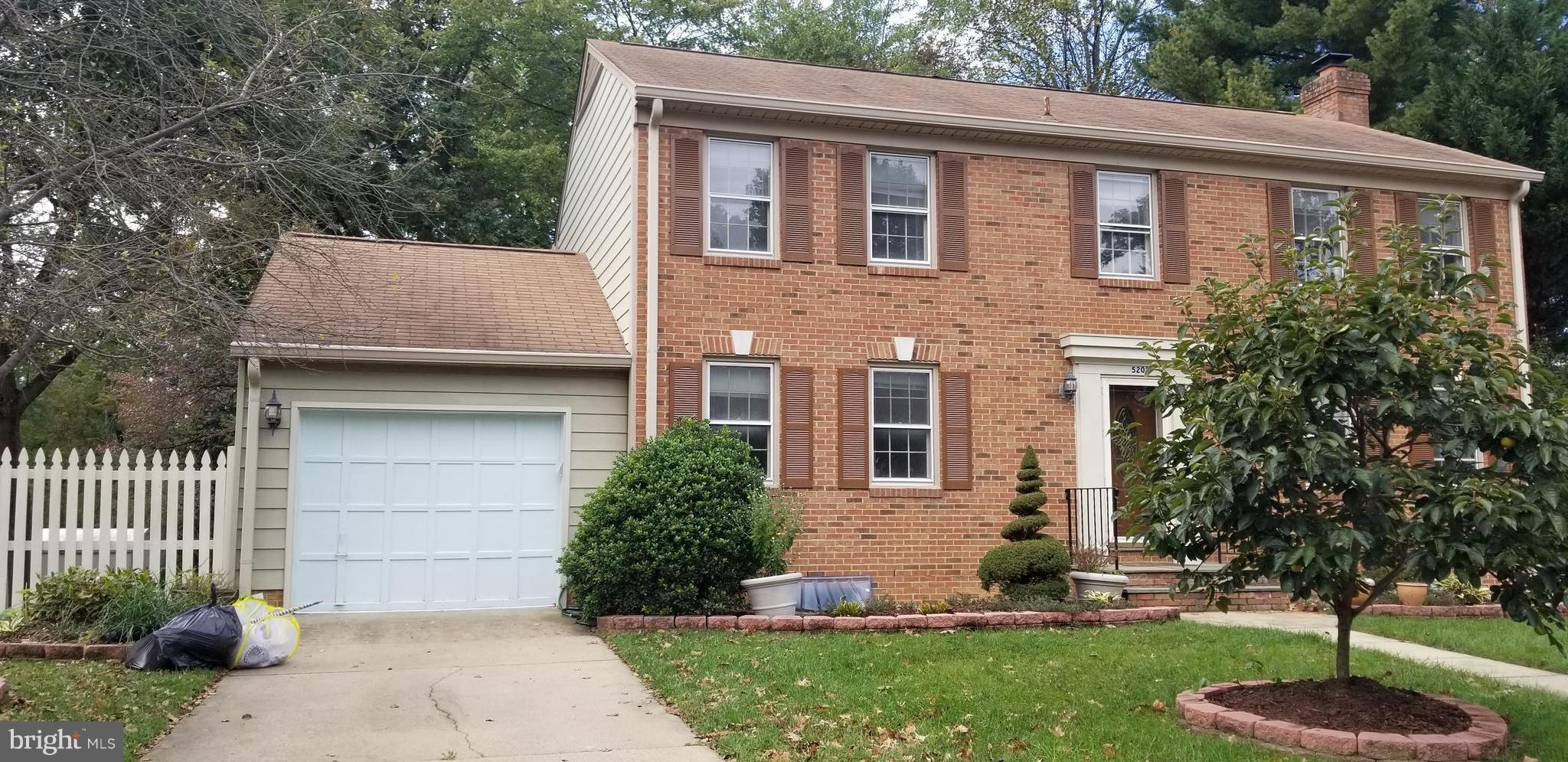 LEEWOOD - Residential Lease