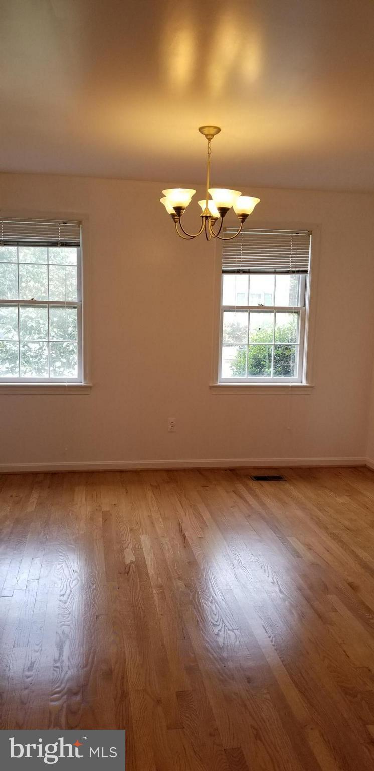 LEEWOOD - Residential Lease