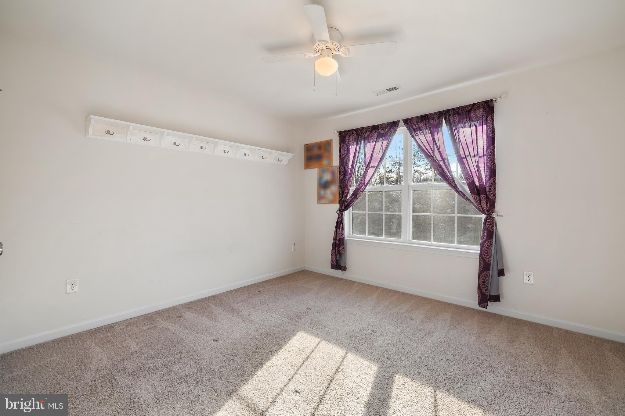 HOLBROOK ESTATES - Residential