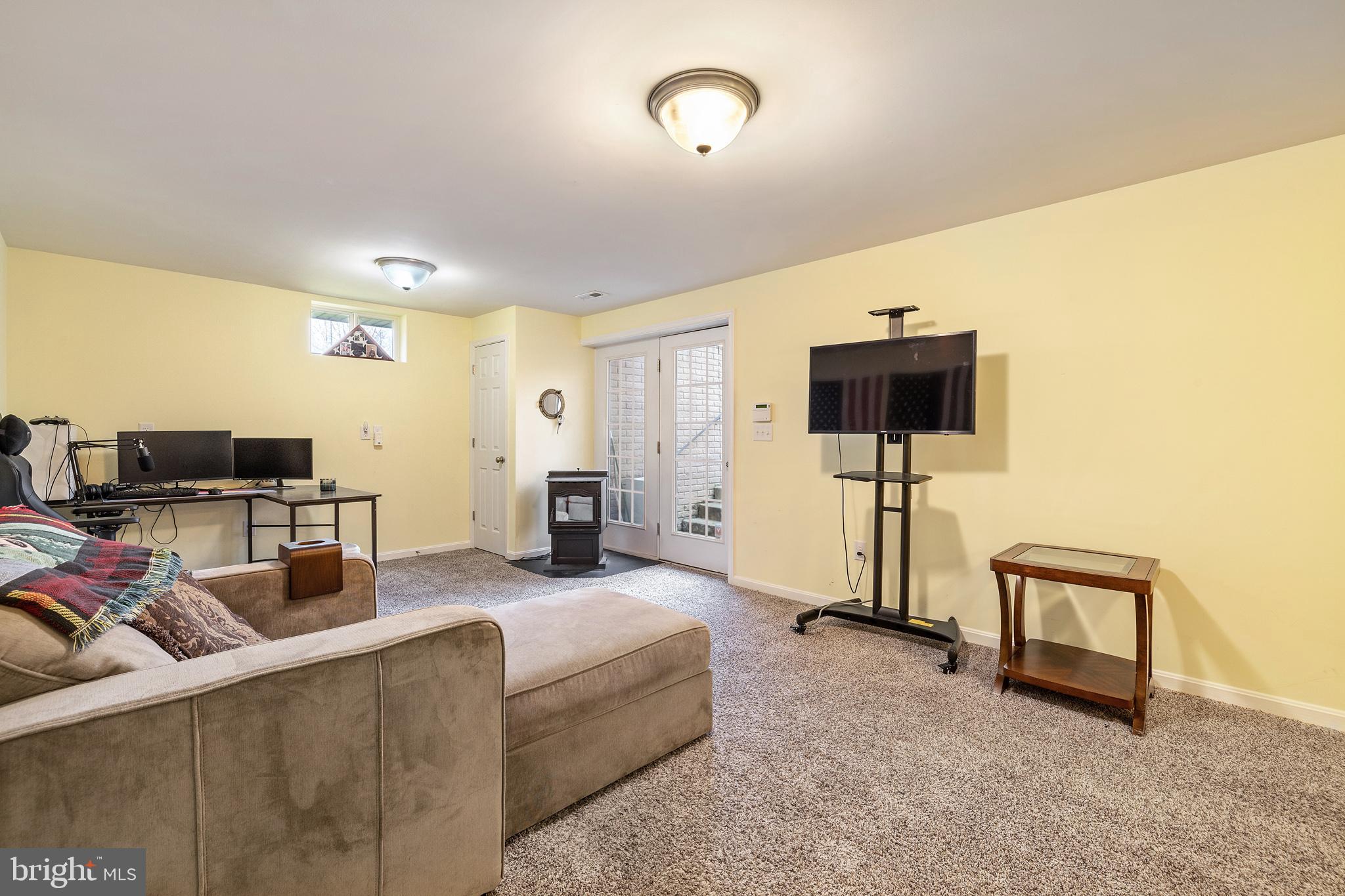 HOLBROOK ESTATES - Residential