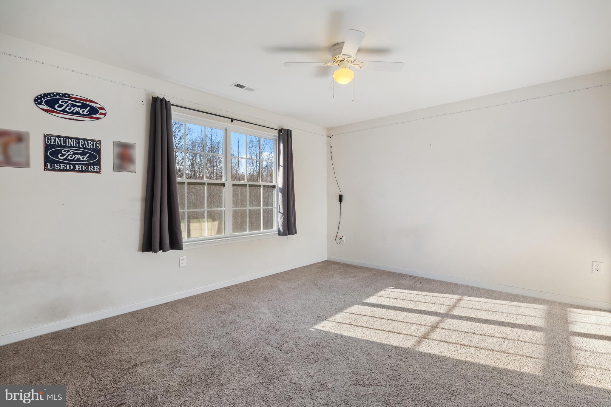 HOLBROOK ESTATES - Residential