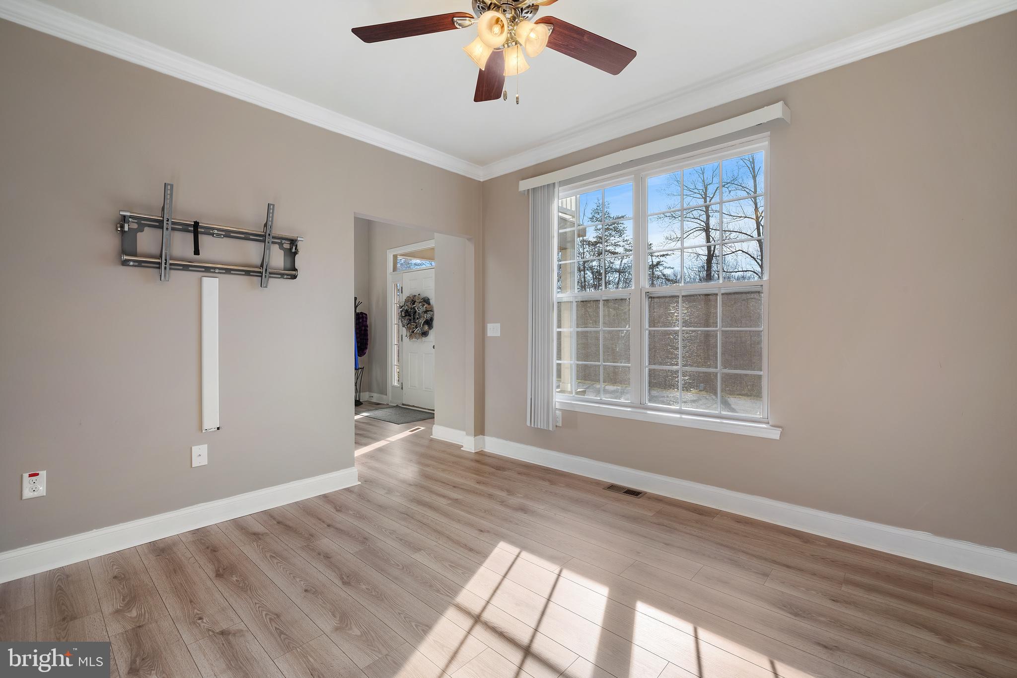 HOLBROOK ESTATES - Residential