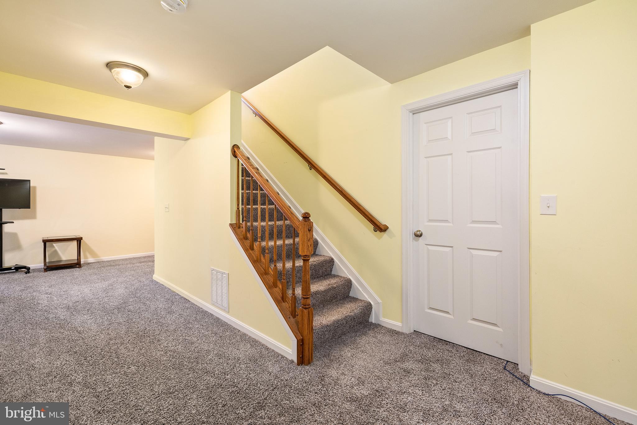 HOLBROOK ESTATES - Residential