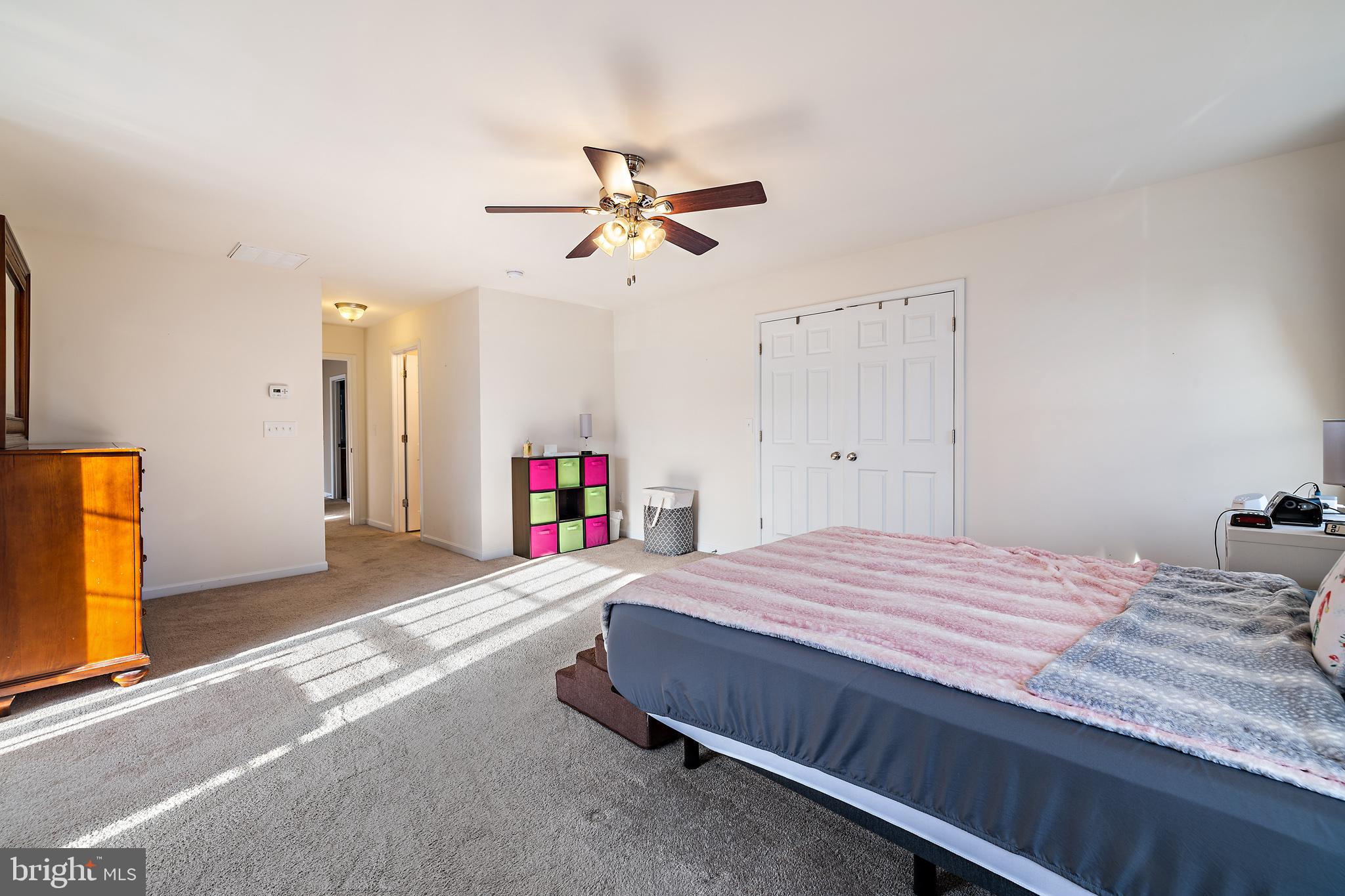 HOLBROOK ESTATES - Residential