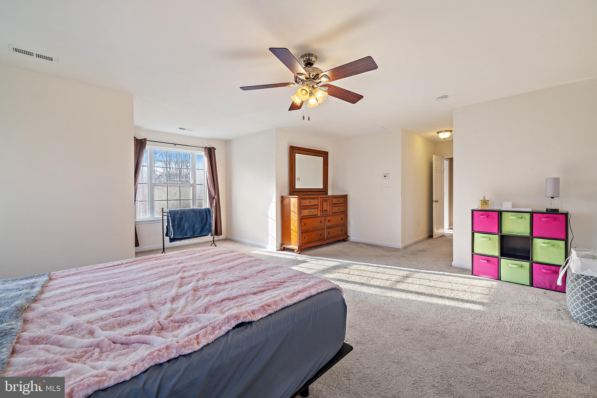 HOLBROOK ESTATES - Residential