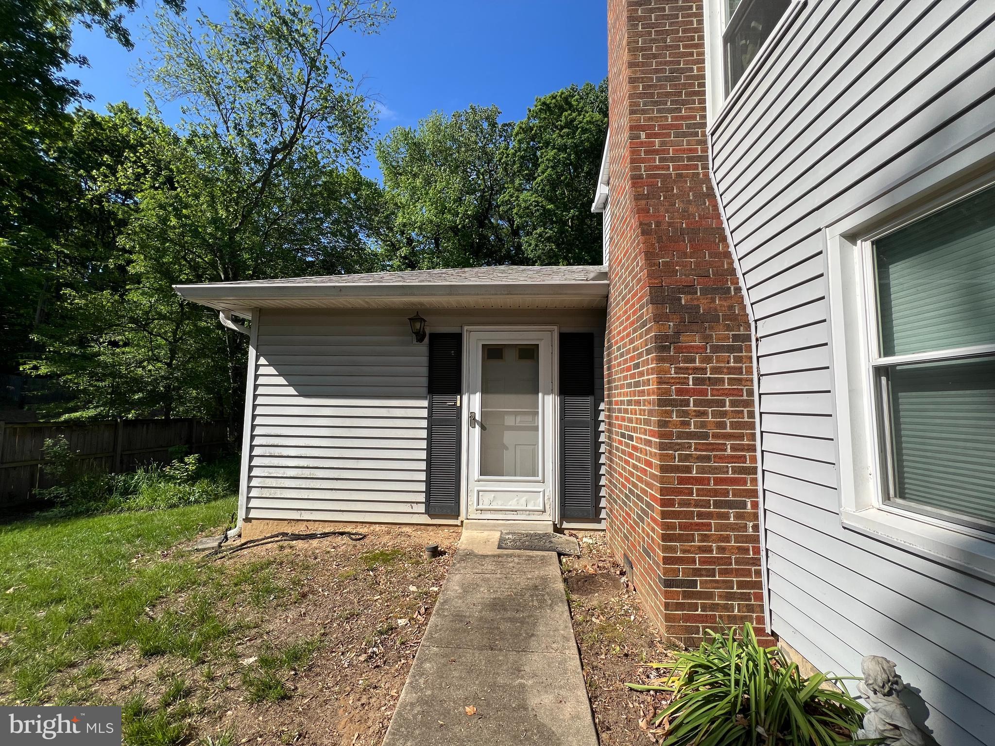 4000 WELSLEY LANE