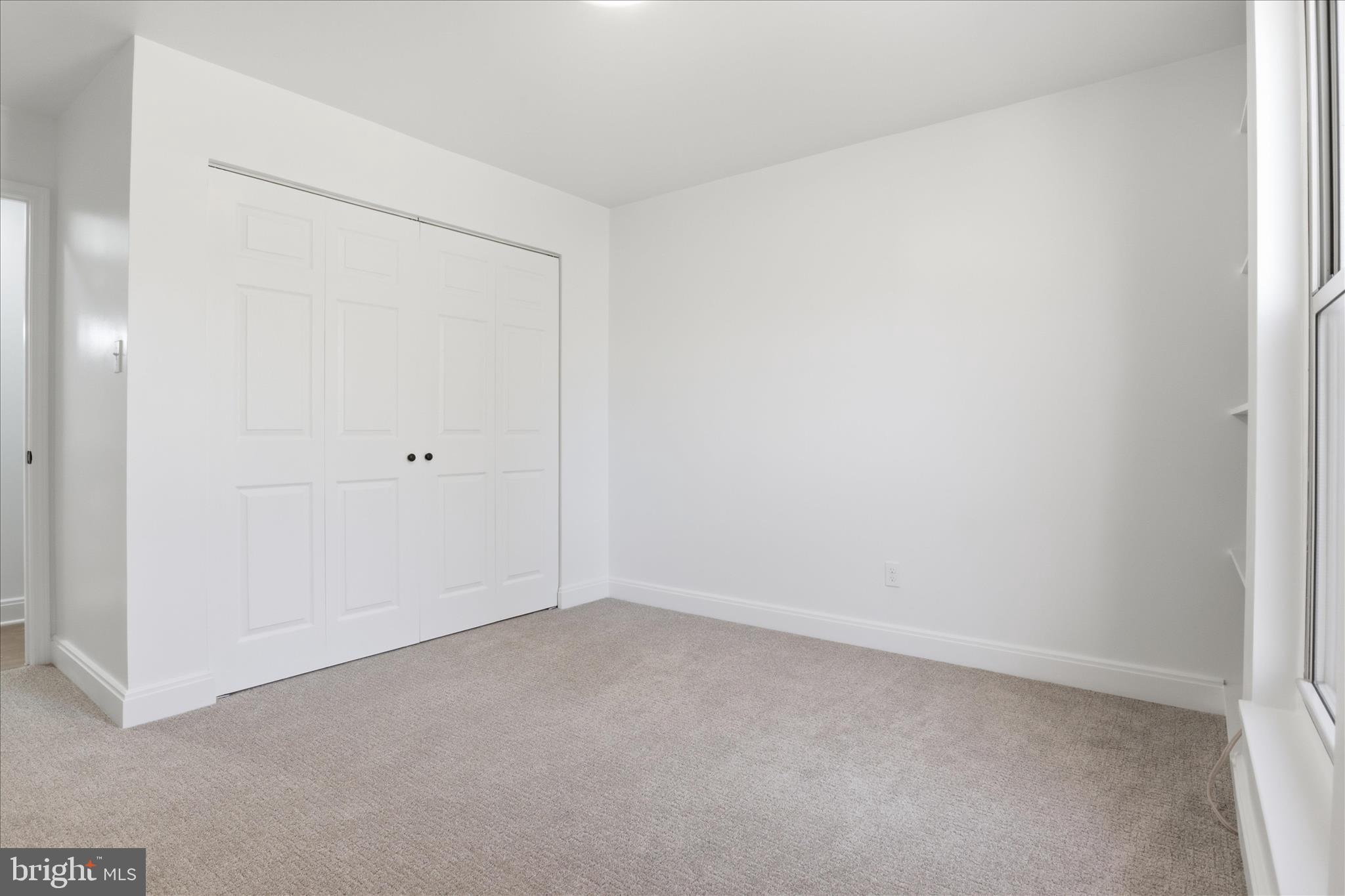 WOODBURN VILLAGE - Residential