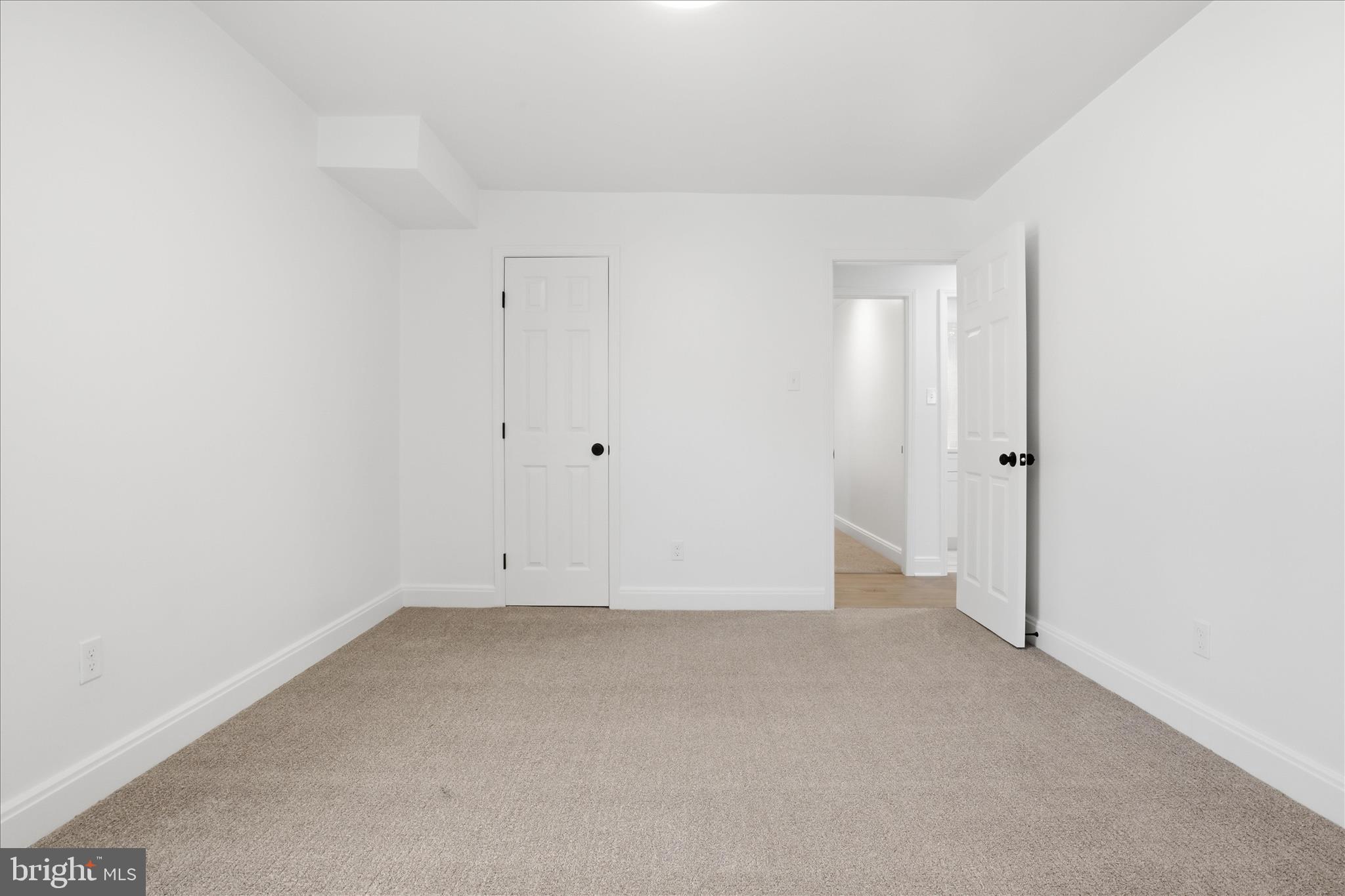 WOODBURN VILLAGE - Residential