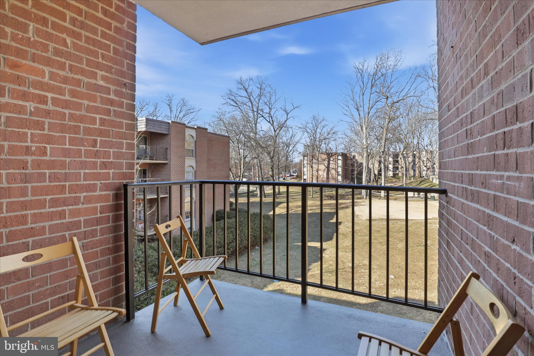 WOODBURN VILLAGE - Residential