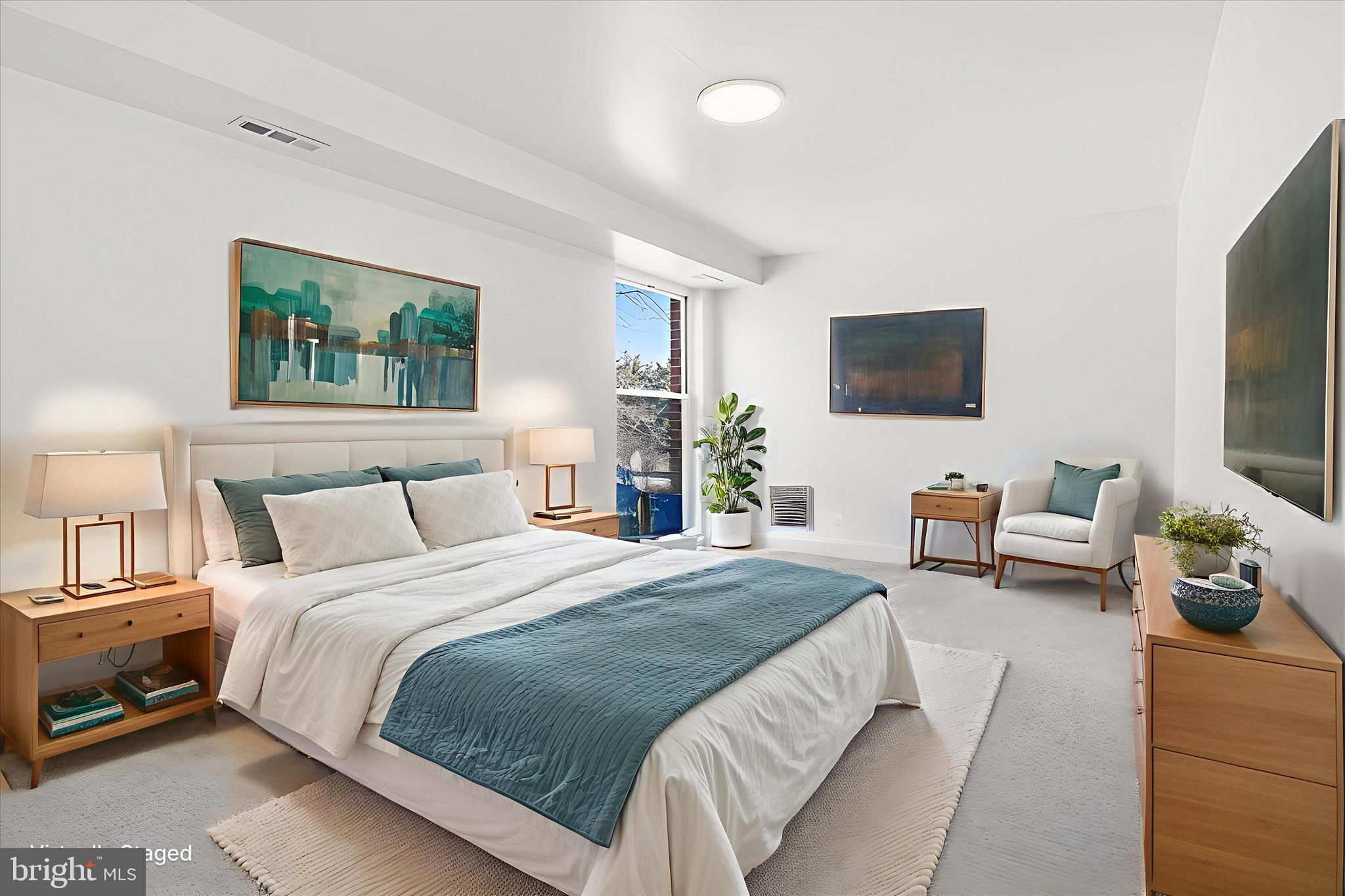 WOODBURN VILLAGE - Residential