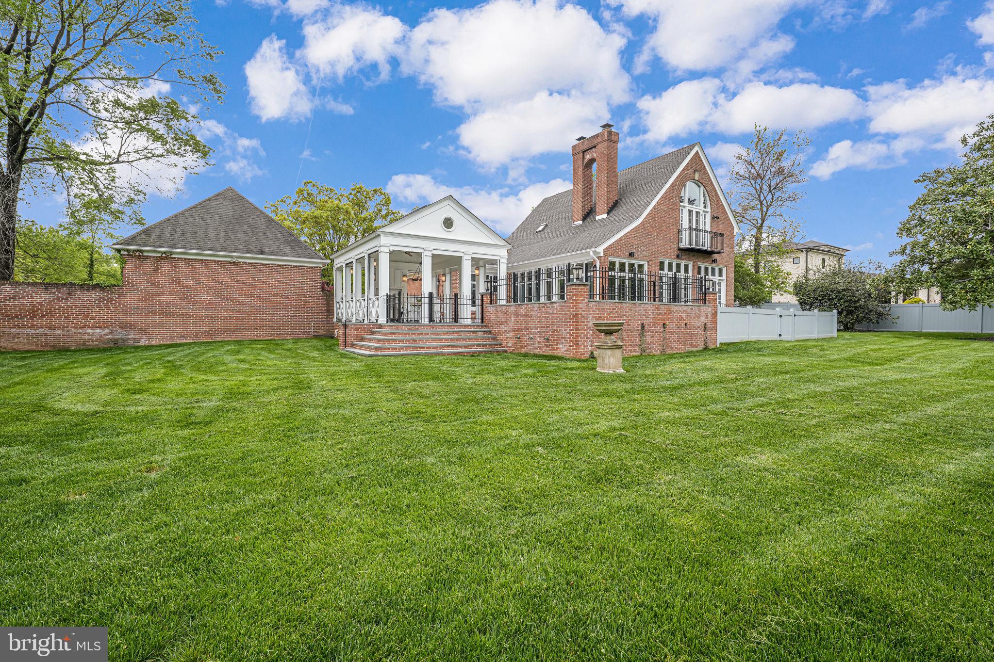 BALLANTRAE - Residential