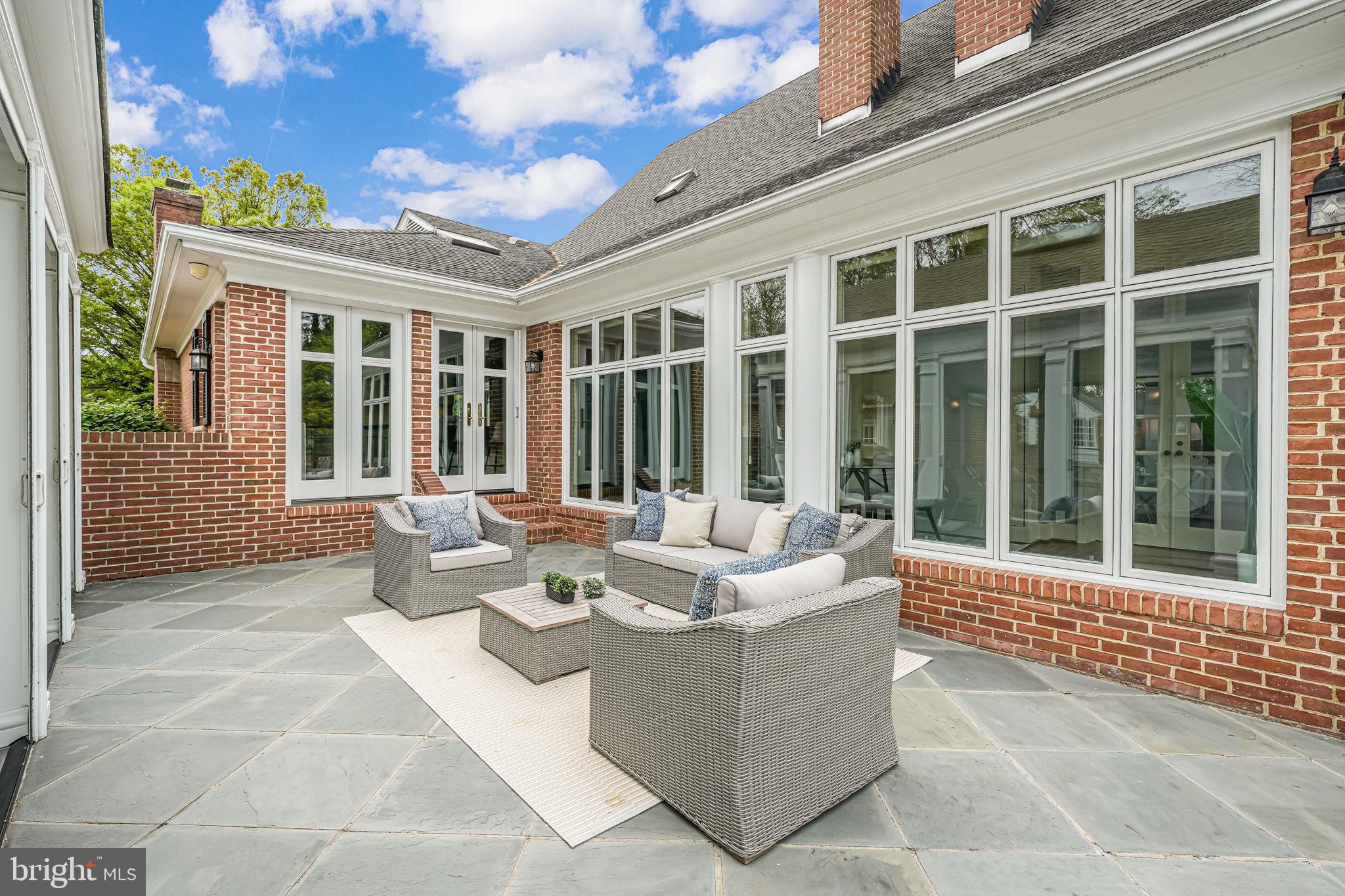 BALLANTRAE - Residential