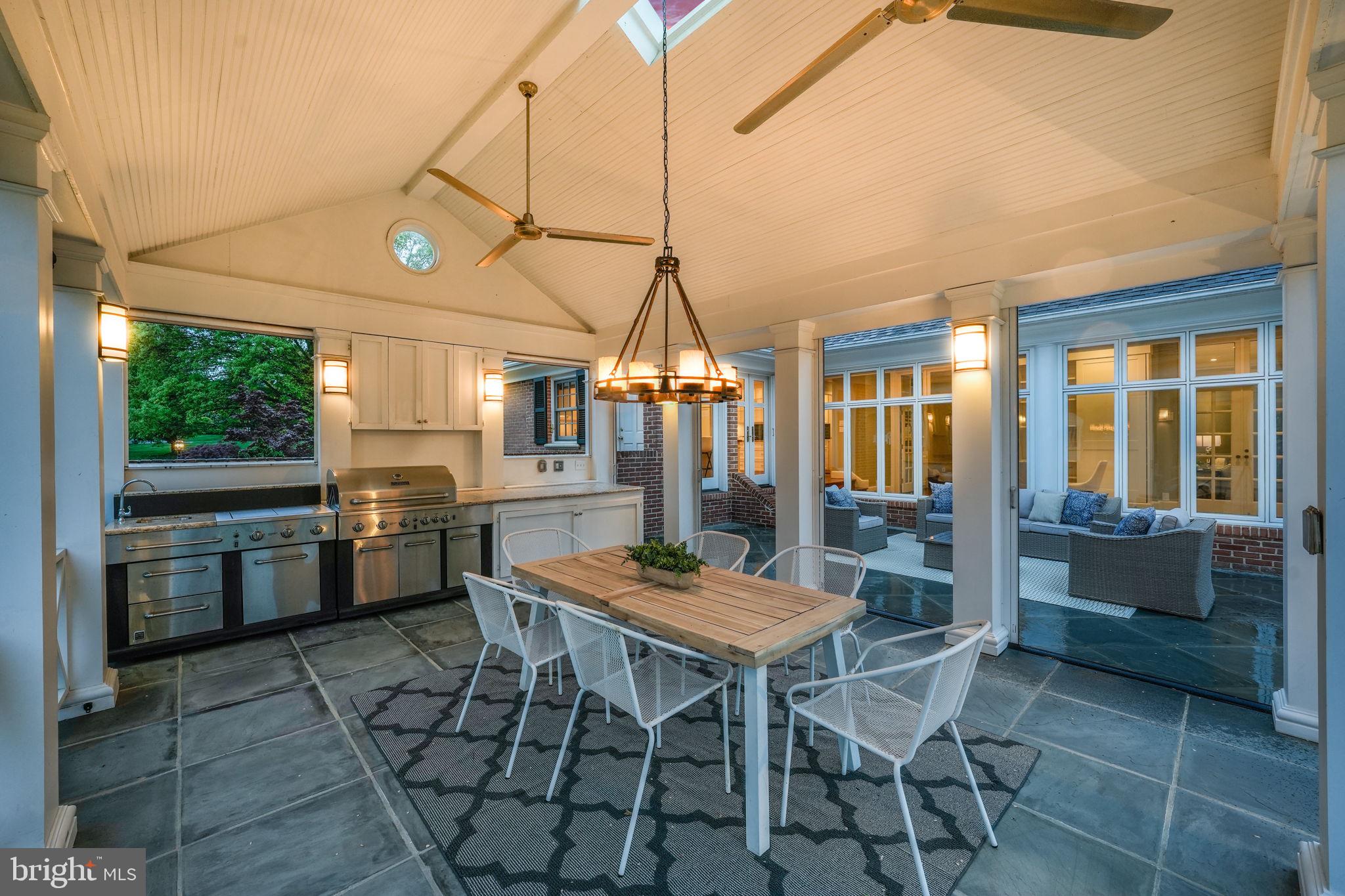 1419 JANNEYS LANE