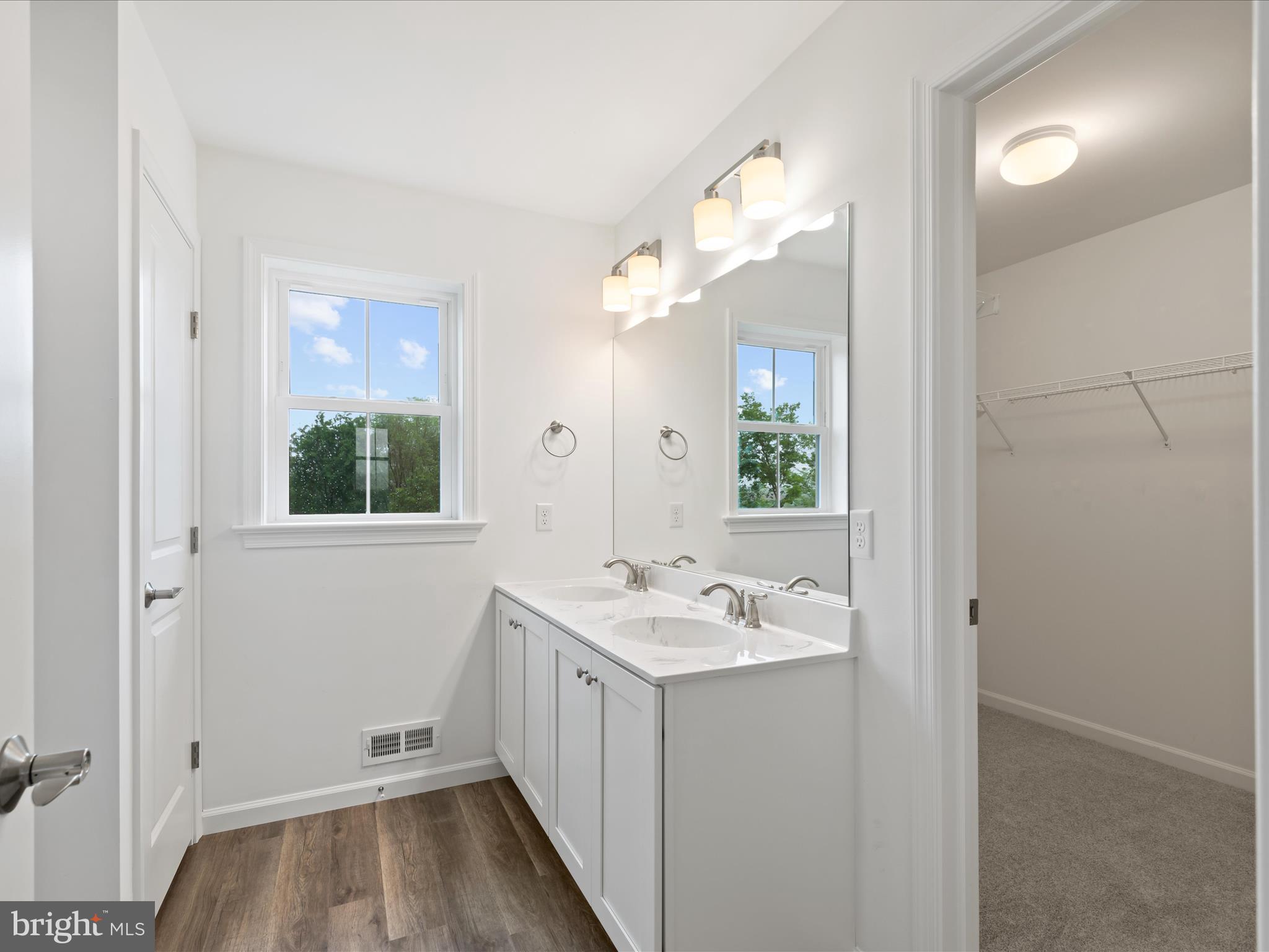 HAYS LANDING - Residential