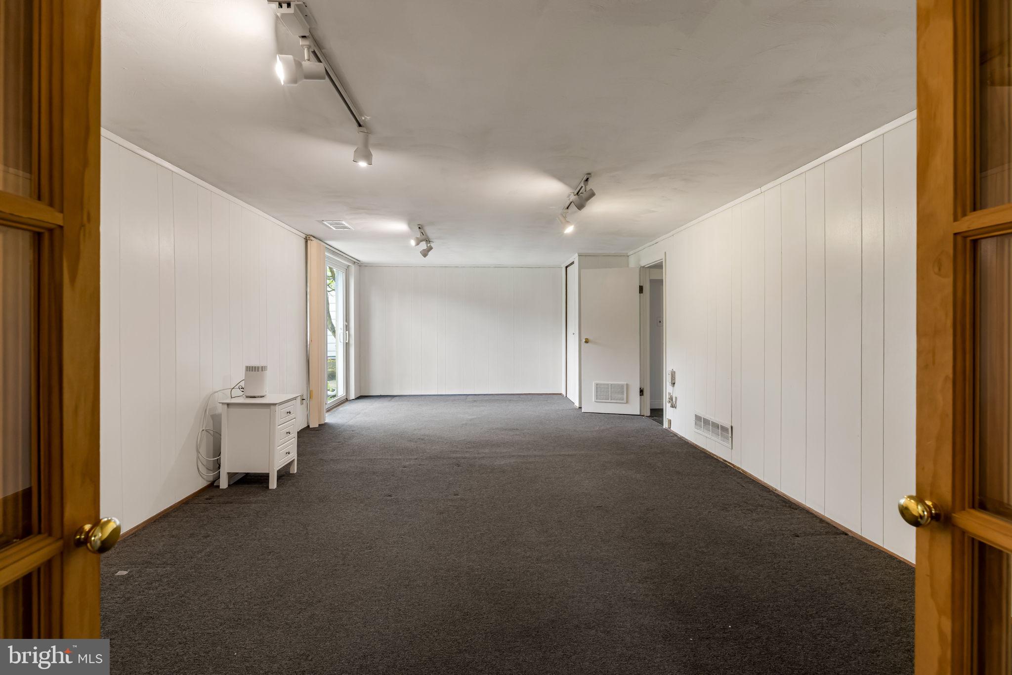 WOODWIND - Residential