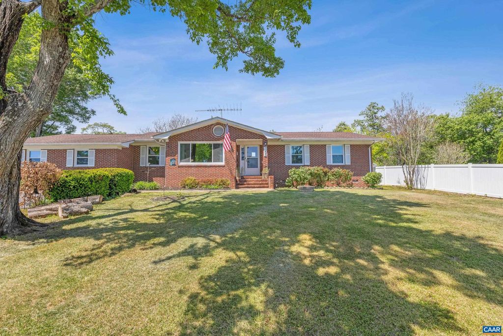 Photo of 752 Westwood Rd, STANARDSVILLE, VA 22973 (MLS # 676945)