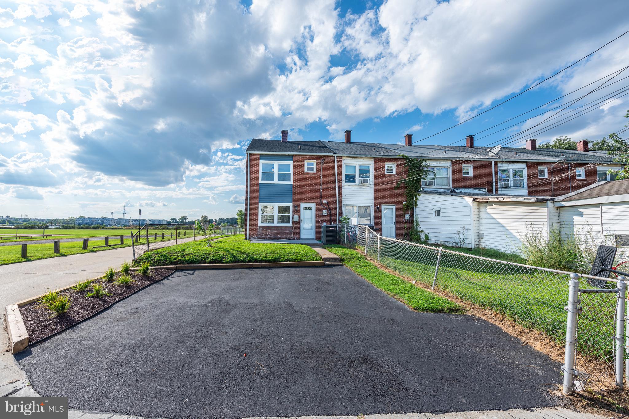 SOUTHFIELD - Residential