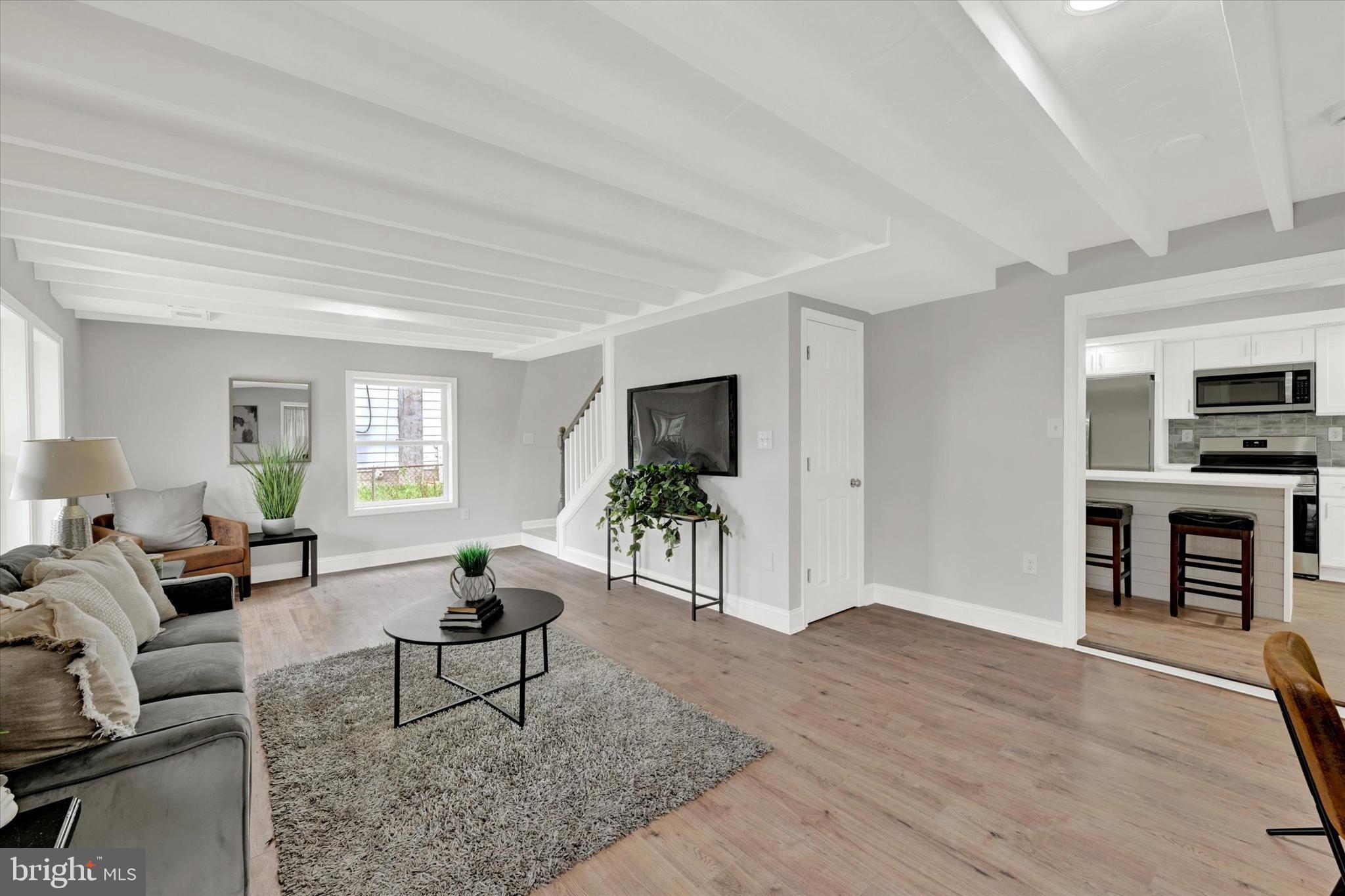 3305 CHAPMAN ROAD