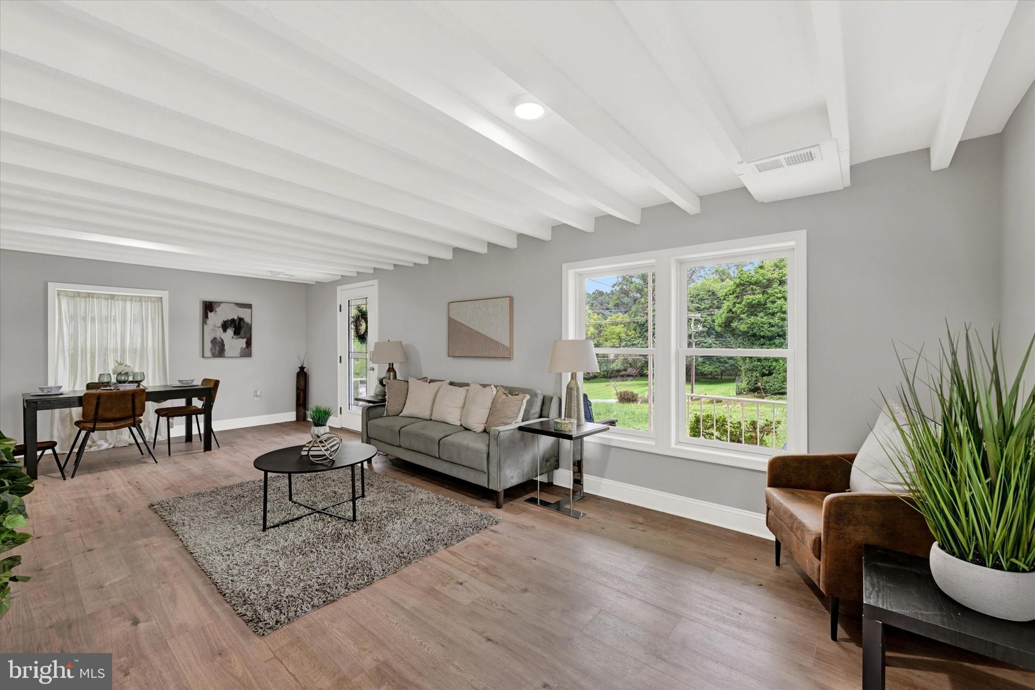 3305 CHAPMAN ROAD