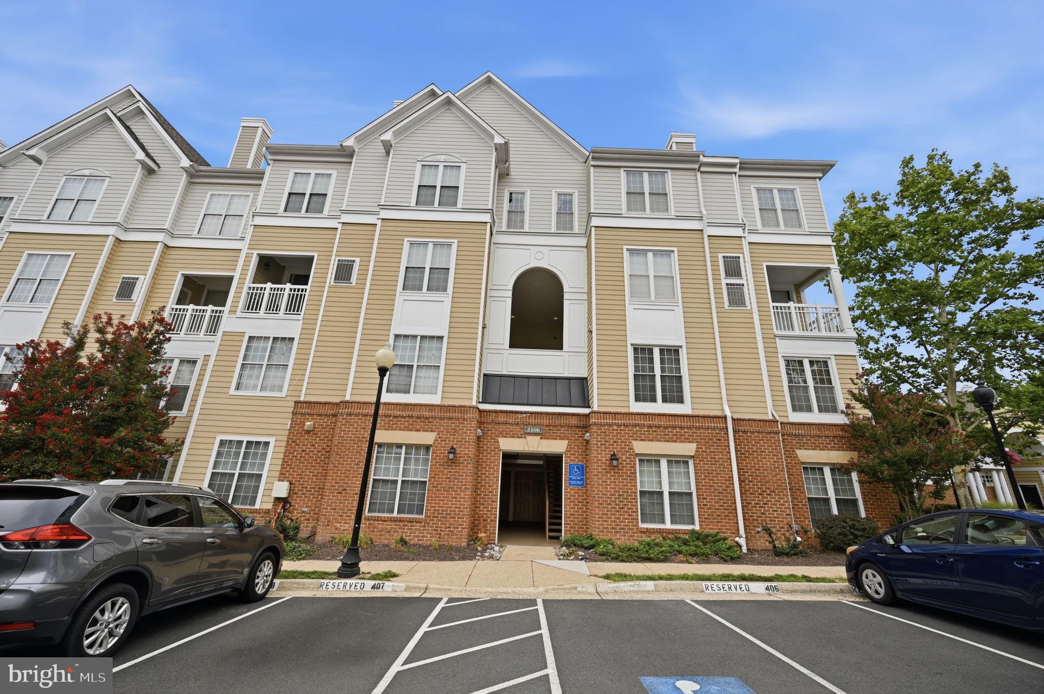 2108 HIGHCOURT LANE 303