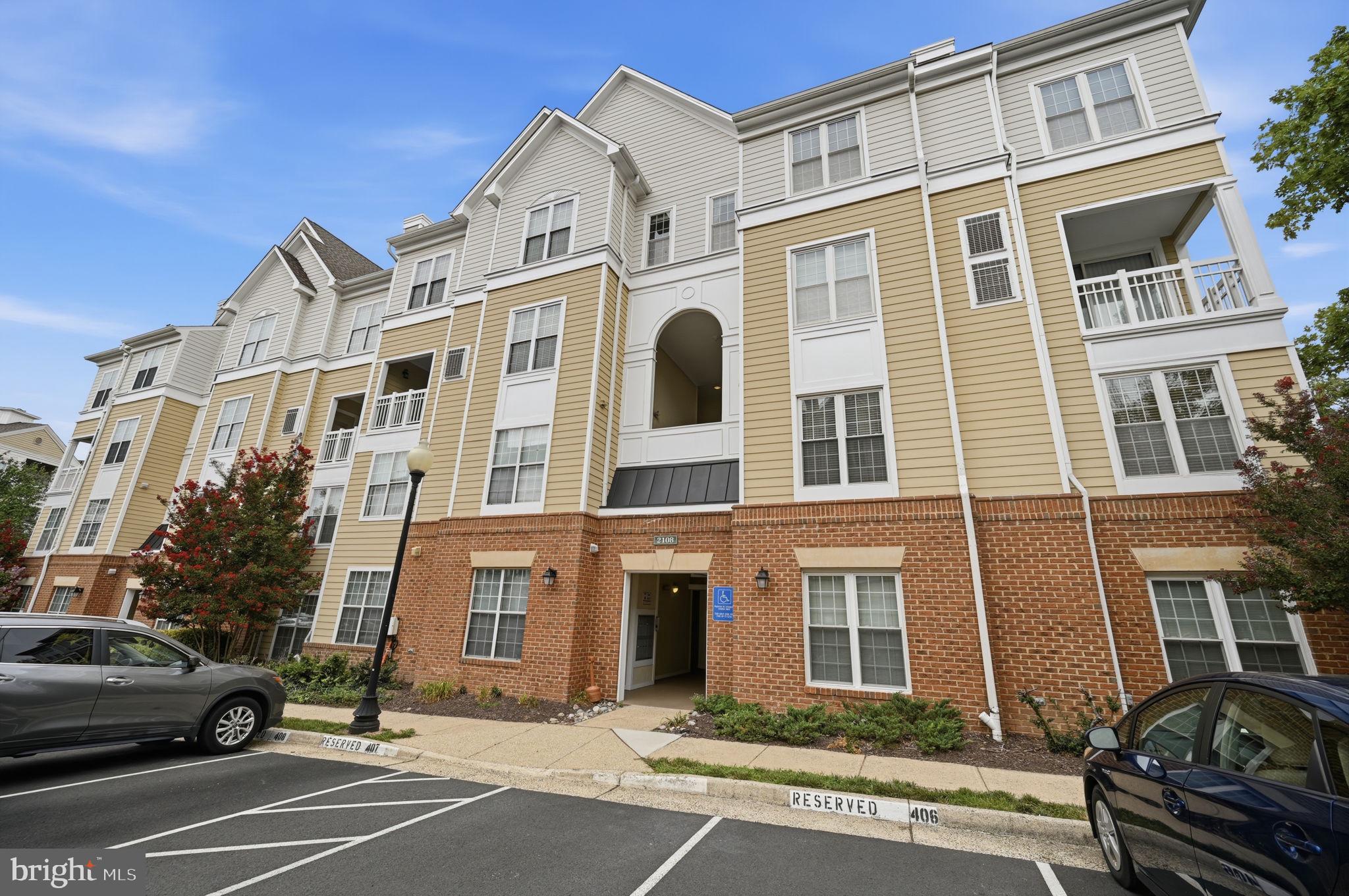 2108 HIGHCOURT LANE 303