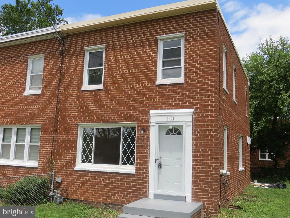 BOOKER T HOMES - Residential