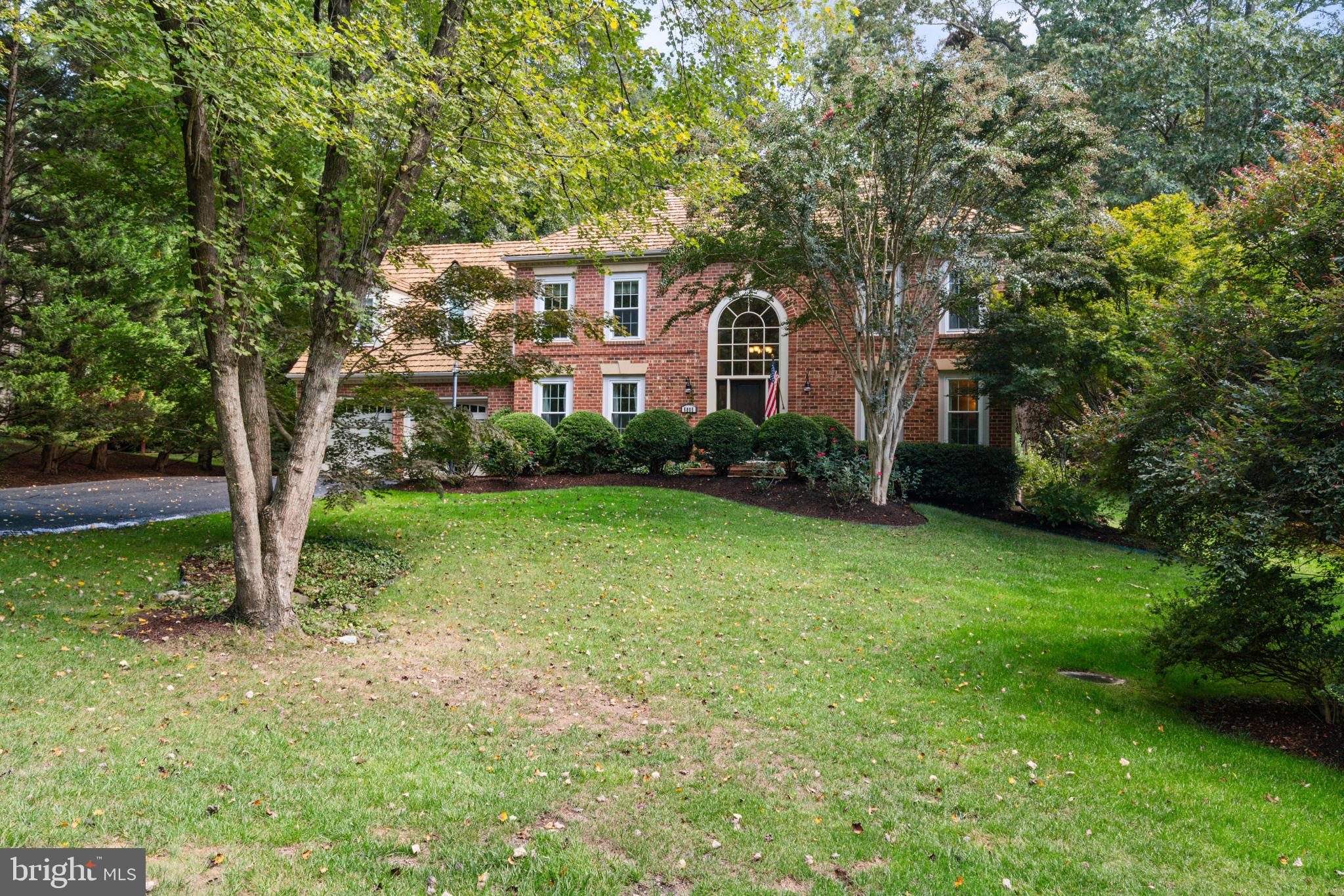 6805 OLD STONE FENCE ROAD